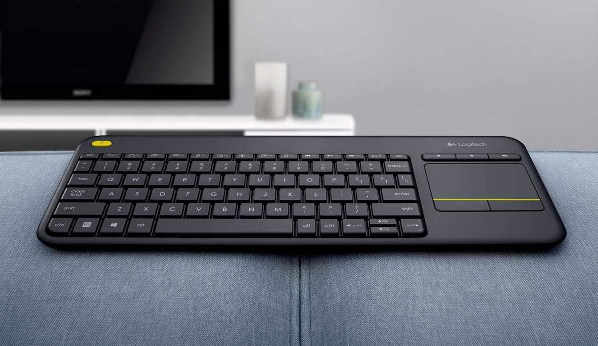 کیبورد بیسیم Logitech مدل K400 Plus با چیدمان QWERTY ترکی مشکی کیبورد بیسیم Logitech مدل K400 Plus با چیدمان QWERTY ترکی مشکی