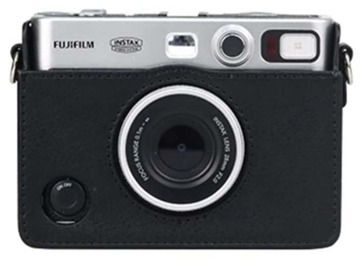 ست هدیه دوربین فوری Fujifilm Instax Mini Evo مشکی با کیف و ۲۰ فیلم ست هدیه دوربین فوری Fujifilm Instax Mini Evo مشکی با کیف و ۲۰ فیلم