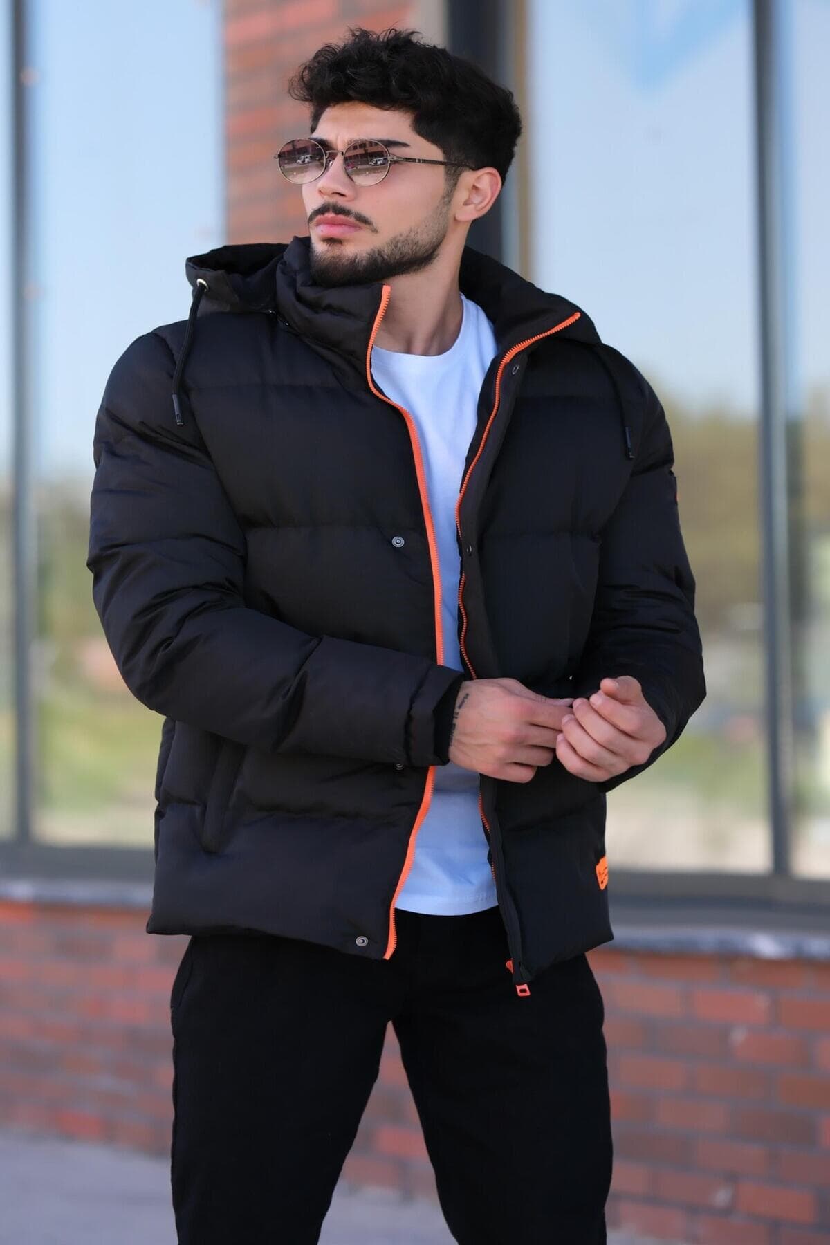 پافر مردانه Stilkombin با کلاه جداشدنی، آرمدار، آستر خزدار مدل 2911_50213 پافر مردانه Stilkombin با کلاه جداشدنی، آرمدار، آستر خزدار مدل 2911_50213
