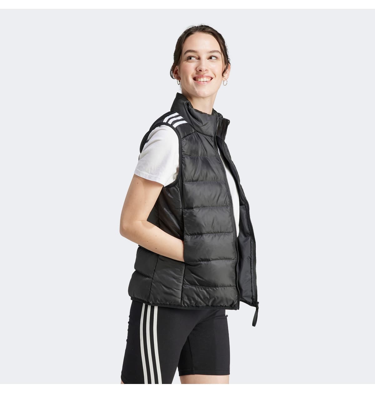 جلیقه زنانه adidas Essentials 3-Stripes Light Down مشکی روزمره جلیقه زنانه adidas Essentials 3-Stripes Light Down مشکی روزمره