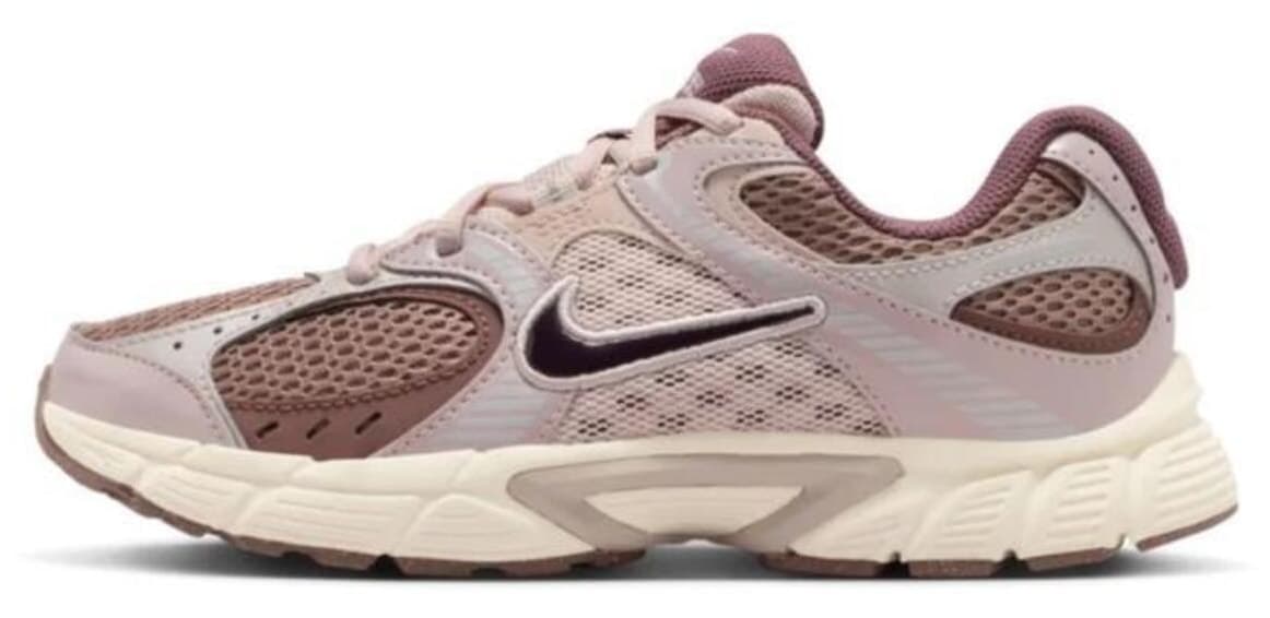 کفش ورزشی بچگانه Nike مدل V5 RNR کفش ورزشی بچگانه Nike مدل V5 RNR