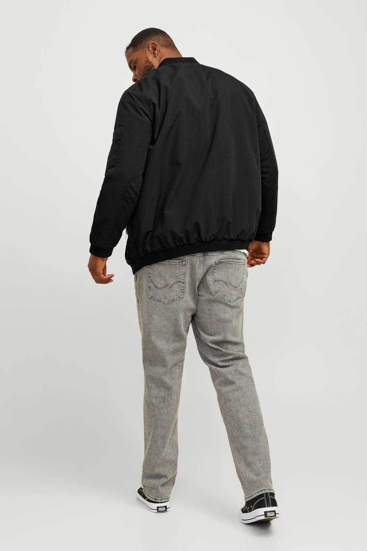 ژاکت بامبر مردانه Jack & Jones بزرگسایز مدل 12173990 ژاکت بامبر مردانه Jack & Jones بزرگسایز مدل 12173990