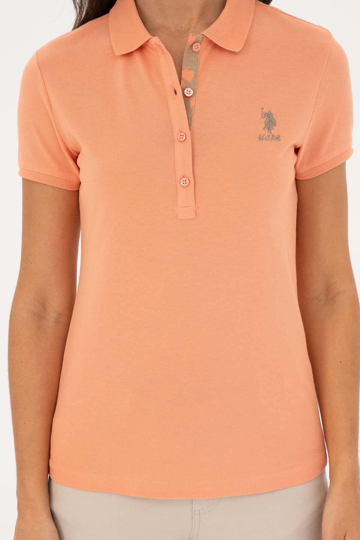 تیشرت زنانه U.S. Polo Assn. یقه پولو بیسیک سالمونی مدل 50280060-VR047 تیشرت زنانه U.S. Polo Assn. یقه پولو بیسیک سالمونی مدل 50280060-VR047