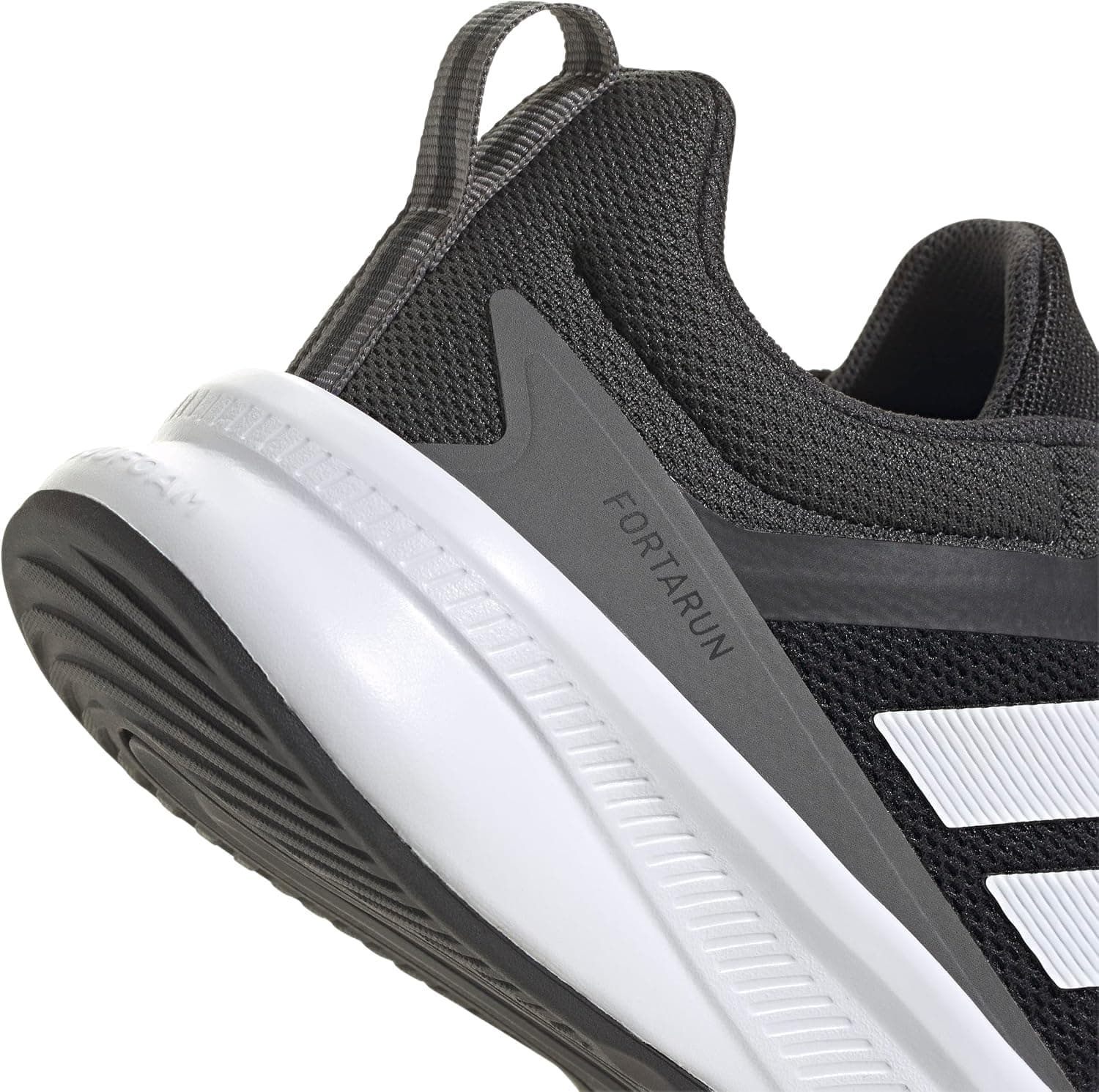 کفش بچگانه یونیسکس adidas مدل FortaRun 4.0 J با زیره کوتاه، مشکی/سفید/ذغالی، 37 1/3 کفش بچگانه یونیسکس adidas مدل FortaRun 4.0 J با زیره کوتاه، مشکی/سفید/ذغالی، 37 1/3