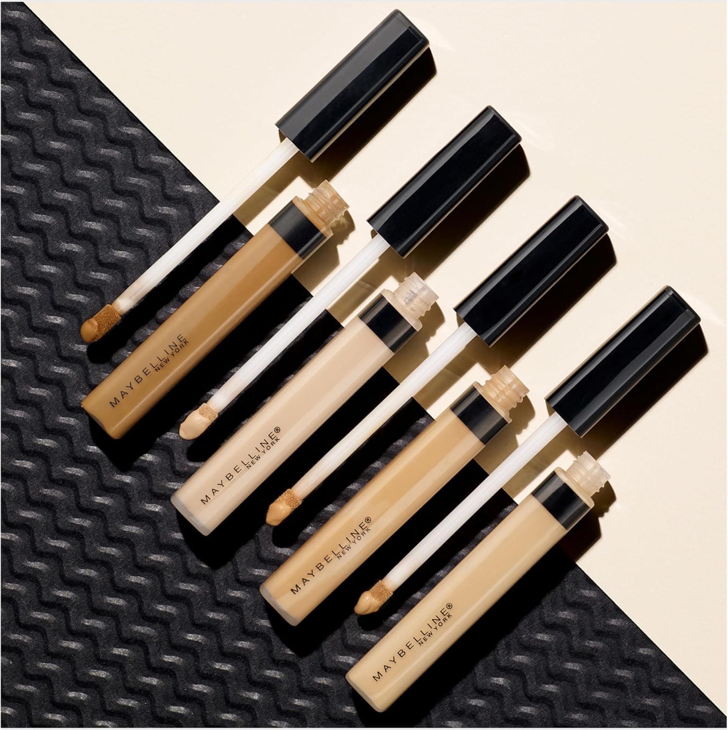 کانسیلر MAYBELLINE Fit Me رنگ 20 Sand (6.8 ml) کانسیلر MAYBELLINE Fit Me رنگ 20 Sand (6.8 ml)
