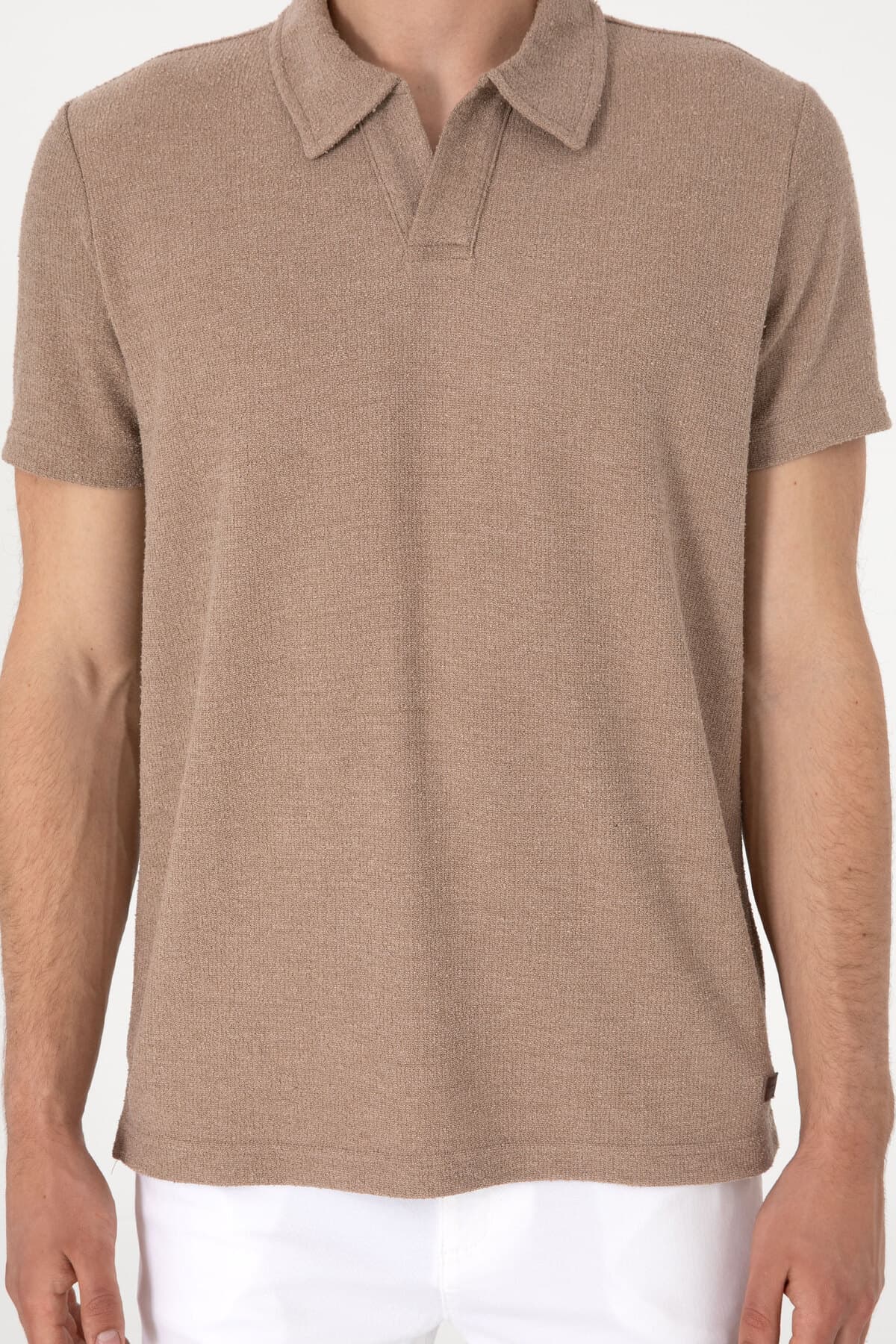 تیشرت مردانه U.S. Polo Assn. فیت معمولی شتری بافتدار مدل 50303227-VR015 تیشرت مردانه U.S. Polo Assn. فیت معمولی شتری بافتدار مدل 50303227-VR015