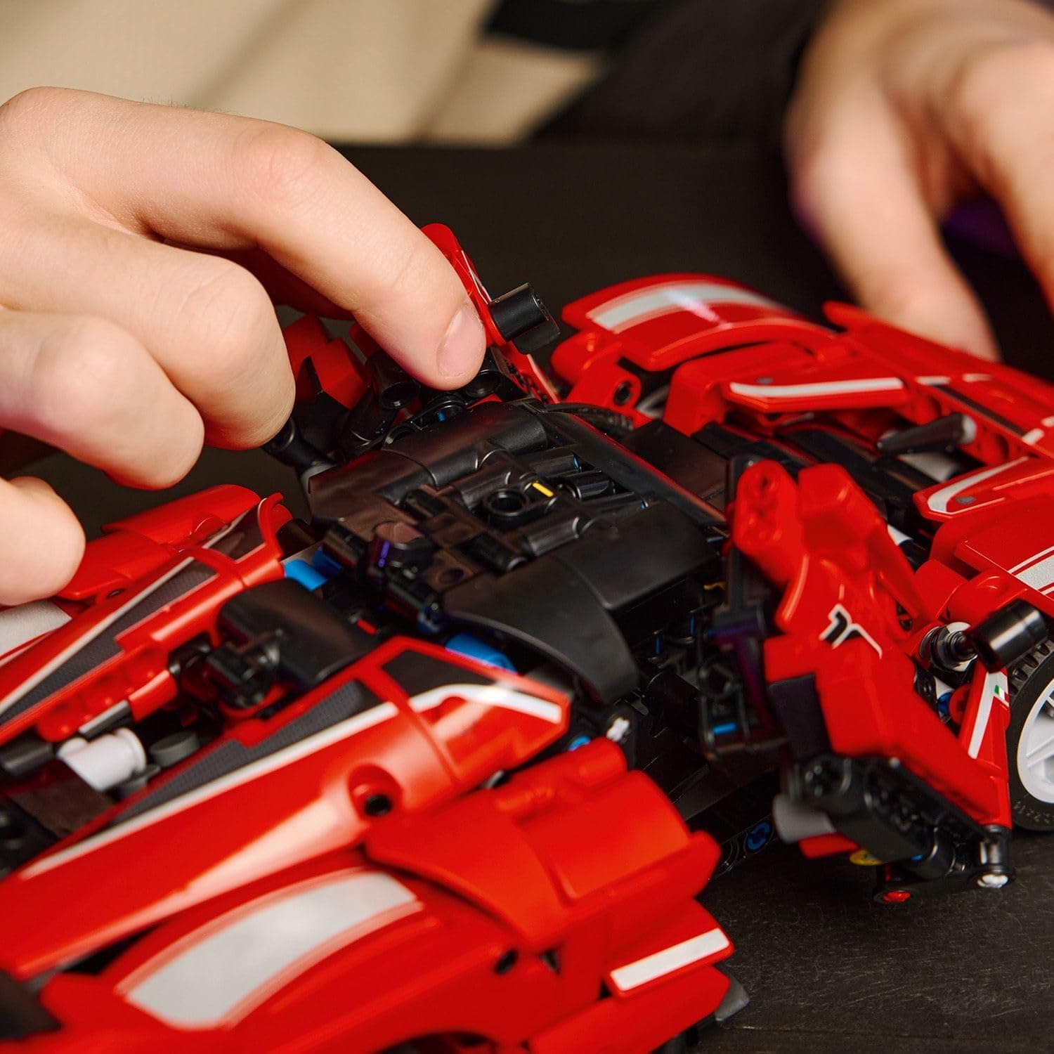 لگو Technic Ferrari FXX K مدل 42212 لگو Technic Ferrari FXX K مدل 42212