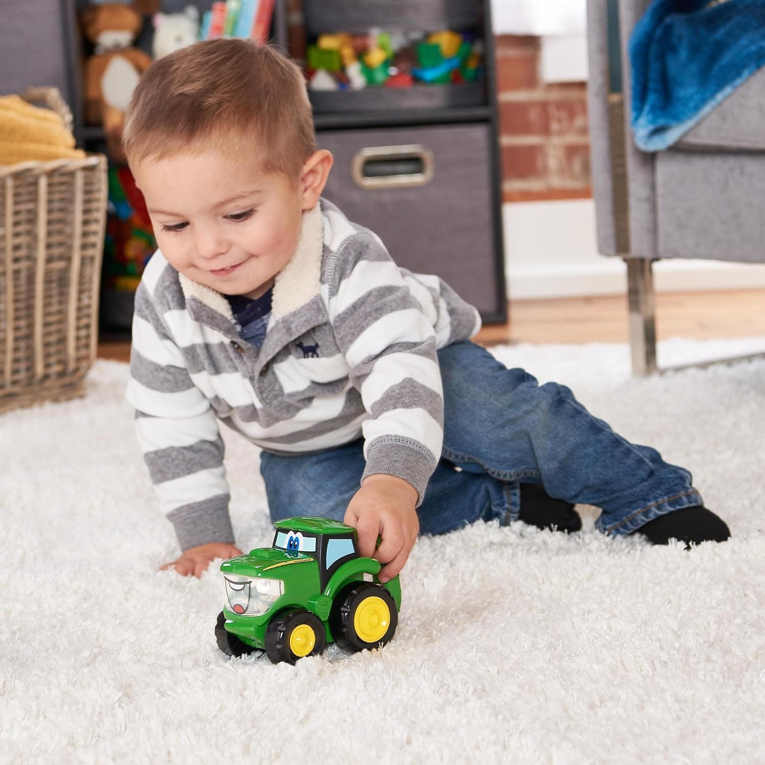 چراغقوه طرح تراکتور John Deere Johnny سبز TOMY مدل 736 47216 چراغقوه طرح تراکتور John Deere Johnny سبز TOMY مدل 736 47216