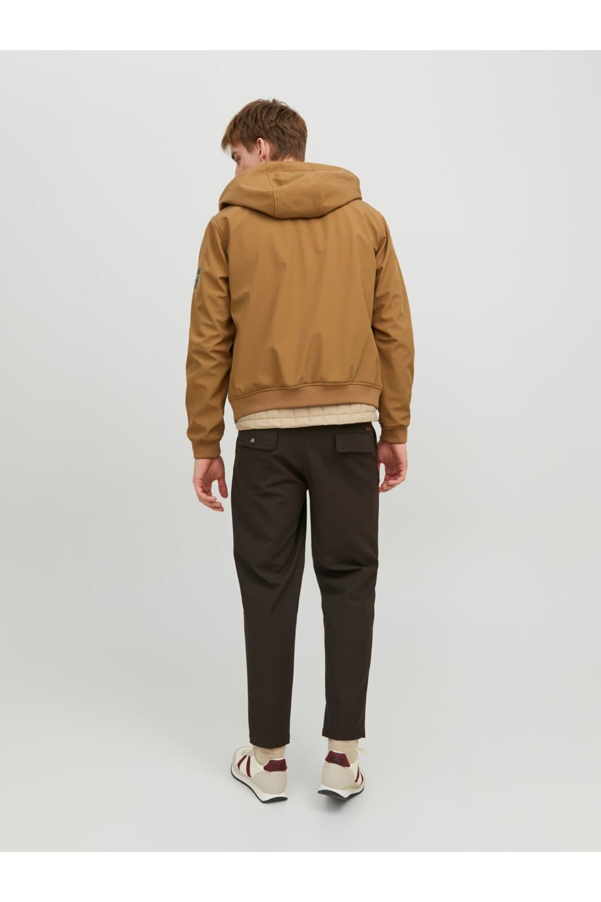 ژاکت مردانه Jack & Jones Jjebasic ضدآب سافتشل مدل 12236300 ژاکت مردانه Jack & Jones Jjebasic ضدآب سافتشل مدل 12236300