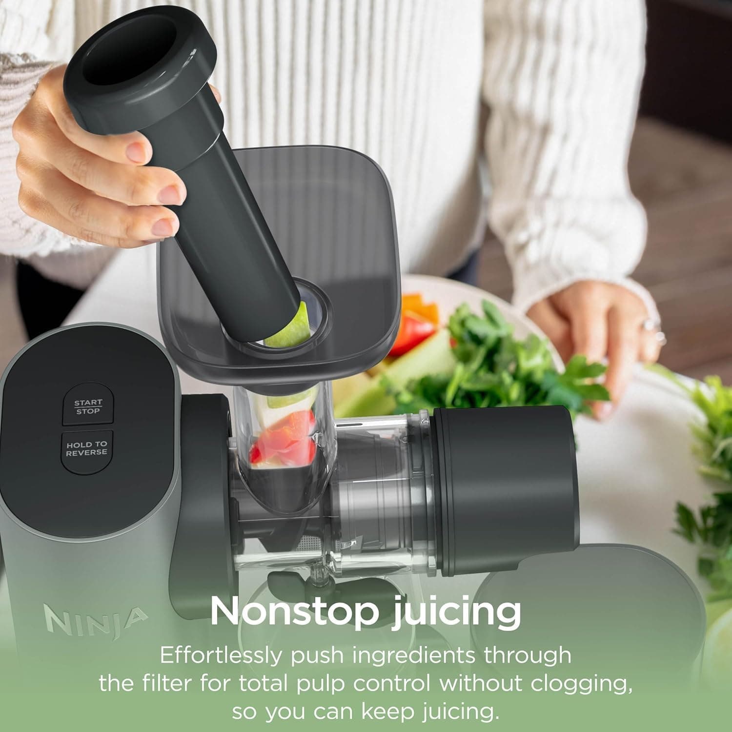 آبمیوهگیری سرد NINJA 3-in-1 با تیغه اسلایس و خردکن مدل JC152UK آبمیوهگیری سرد NINJA 3-in-1 با تیغه اسلایس و خردکن مدل JC152UK