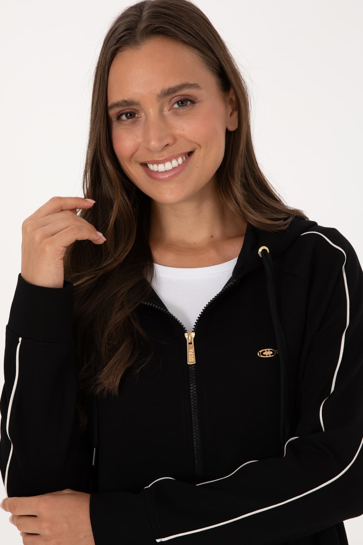 سویشرت زنانه U.S. Polo Assn. مشکی کلاهدار با زیپ مدل 50314187-VR046 سویشرت زنانه U.S. Polo Assn. مشکی کلاهدار با زیپ مدل 50314187-VR046