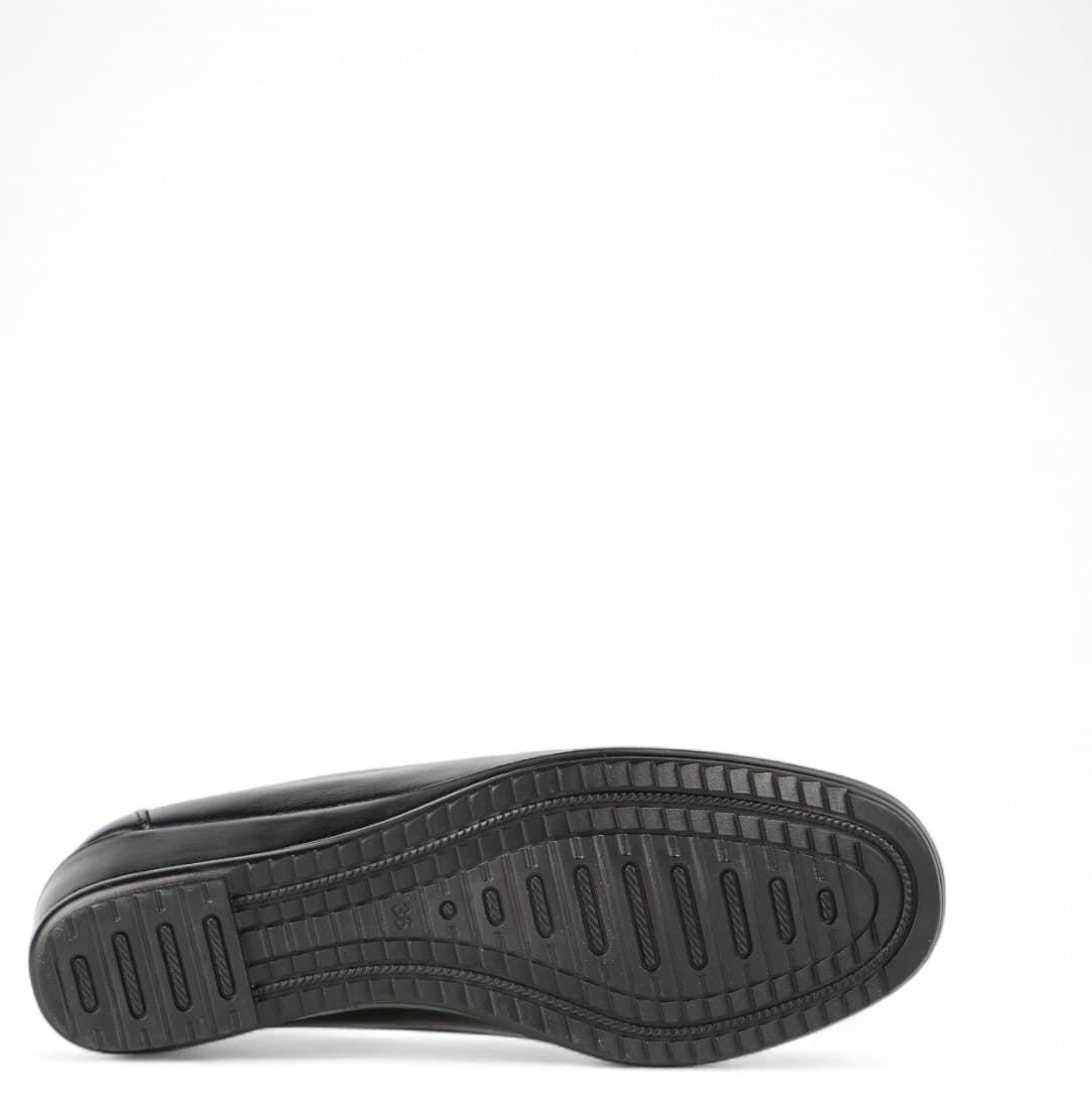 کفش زنانه ERN SHOES مشکی تمامارتوپدی با پشتیبانی پاشنه و داخل چرم طبیعی کفش زنانه ERN SHOES مشکی تمامارتوپدی با پشتیبانی پاشنه و داخل چرم طبیعی