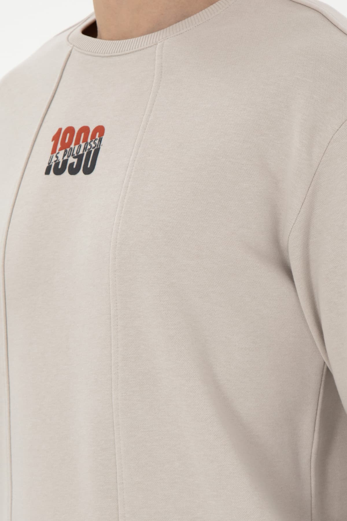 سوئیشرت مردانه U.S. Polo Assn. کامفورت فیت یقه گرد سنگی مدل 50293430-VR049 سوئیشرت مردانه U.S. Polo Assn. کامفورت فیت یقه گرد سنگی مدل 50293430-VR049