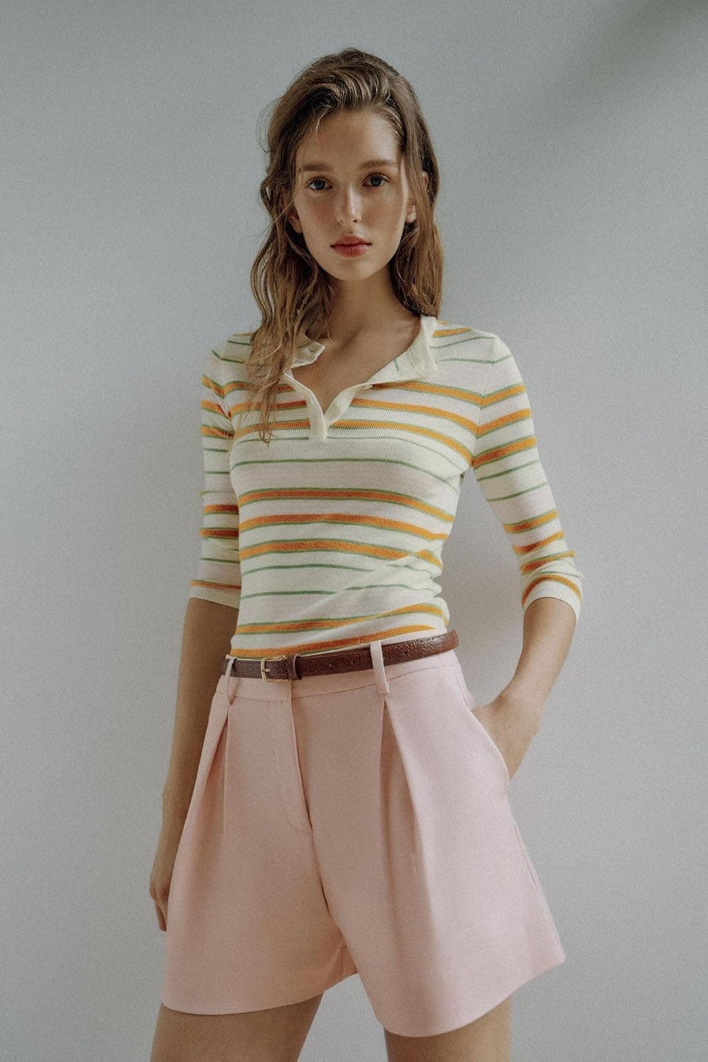 شلوار برمودا زنانه Zara کمربندی پنسدار شلوار برمودا زنانه Zara کمربندی پنسدار