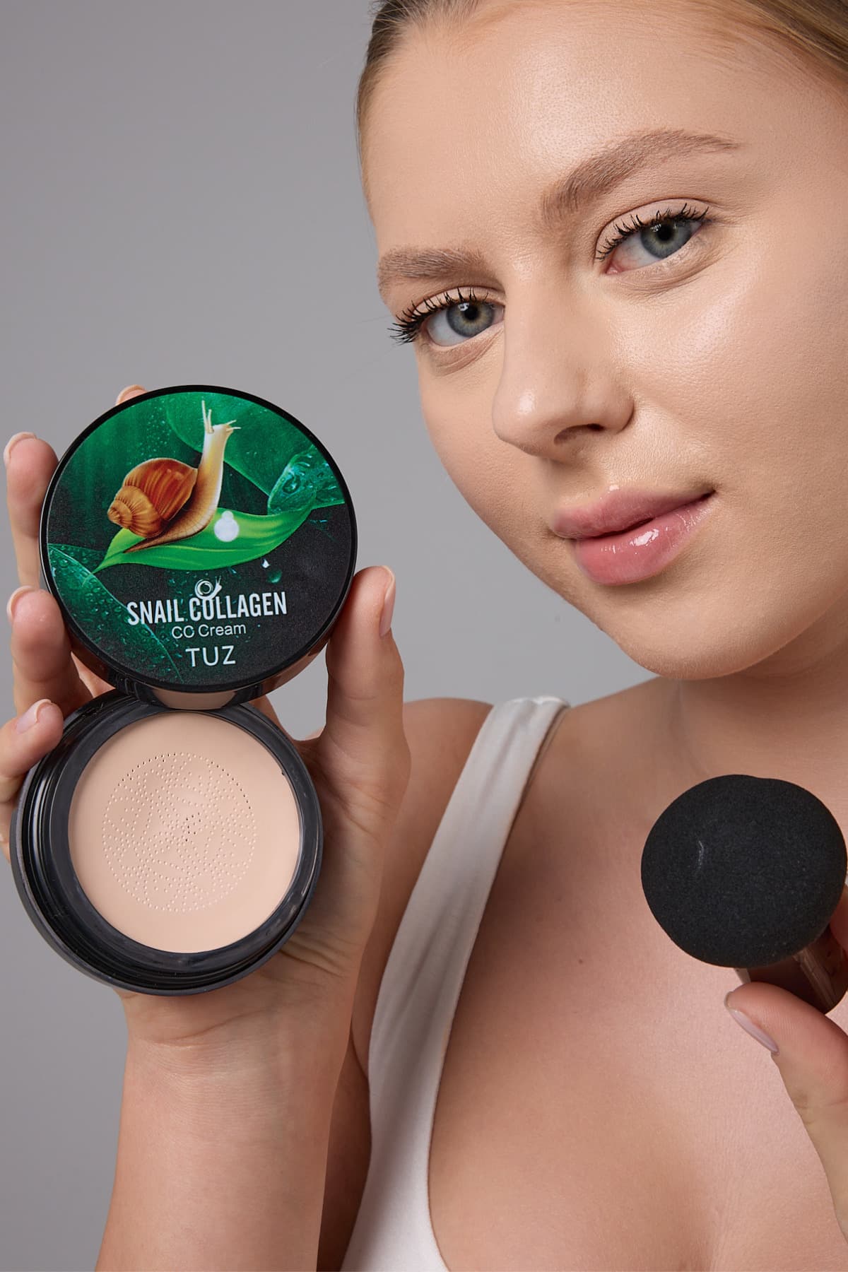 فوندیشن Lady Beauty با عصاره حلزون و نمک همراه اسفنج قارچیشکل فوندیشن Lady Beauty با عصاره حلزون و نمک همراه اسفنج قارچیشکل