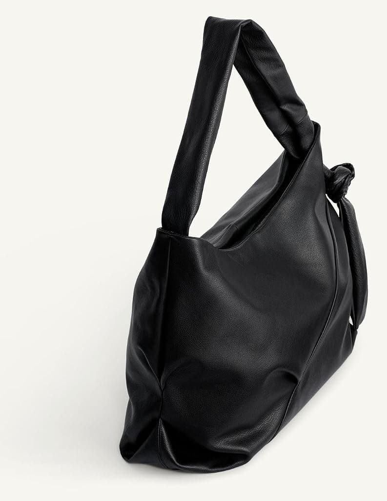 کیف توت زنانه ZARA چرمی مشکی سایز استاندارد کیف توت زنانه ZARA چرمی مشکی سایز استاندارد