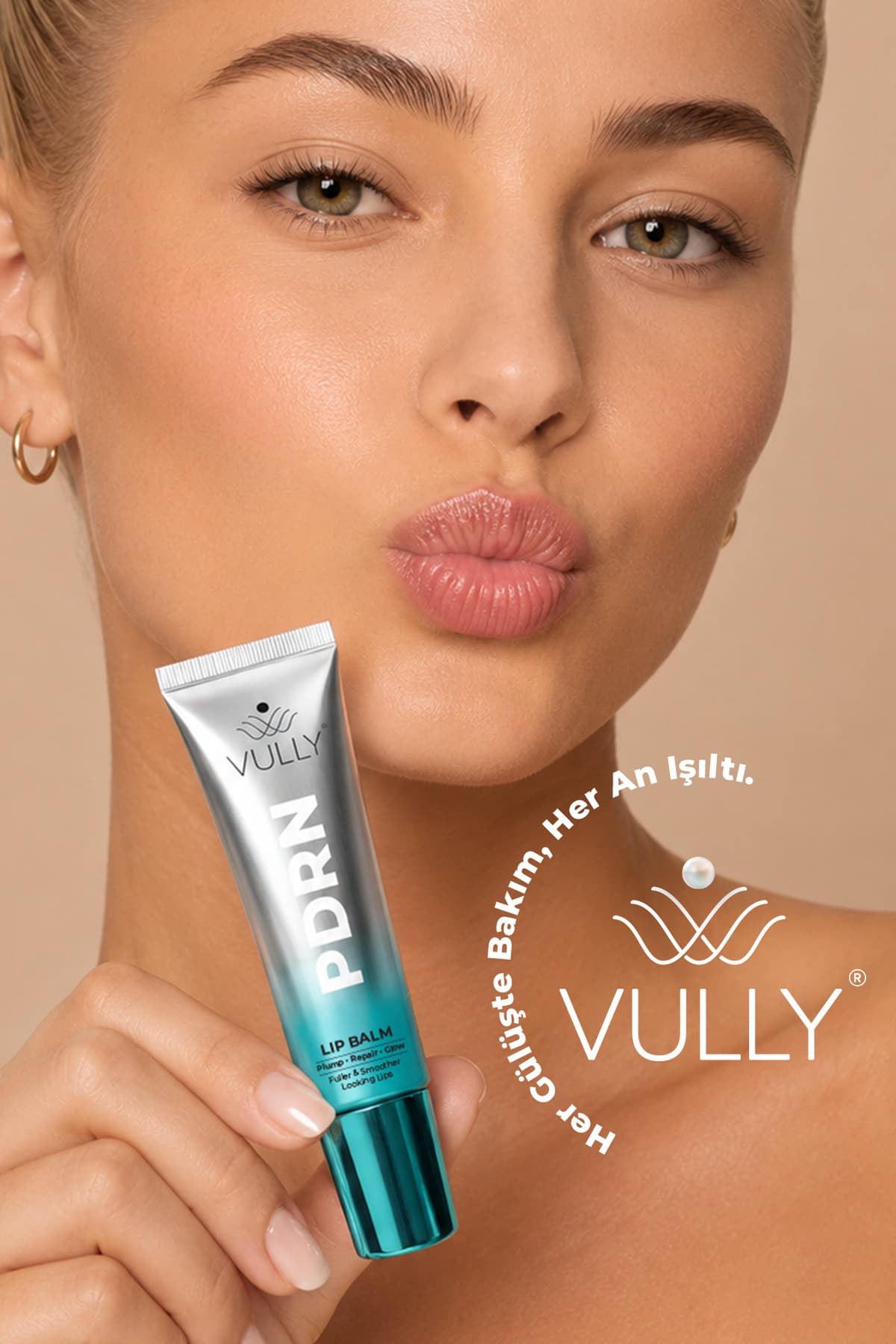 بالم لب VULLY شفاف PDRN Glow با هیالورونیک اسید و پپتید 10 ml بالم لب VULLY شفاف PDRN Glow با هیالورونیک اسید و پپتید 10 ml