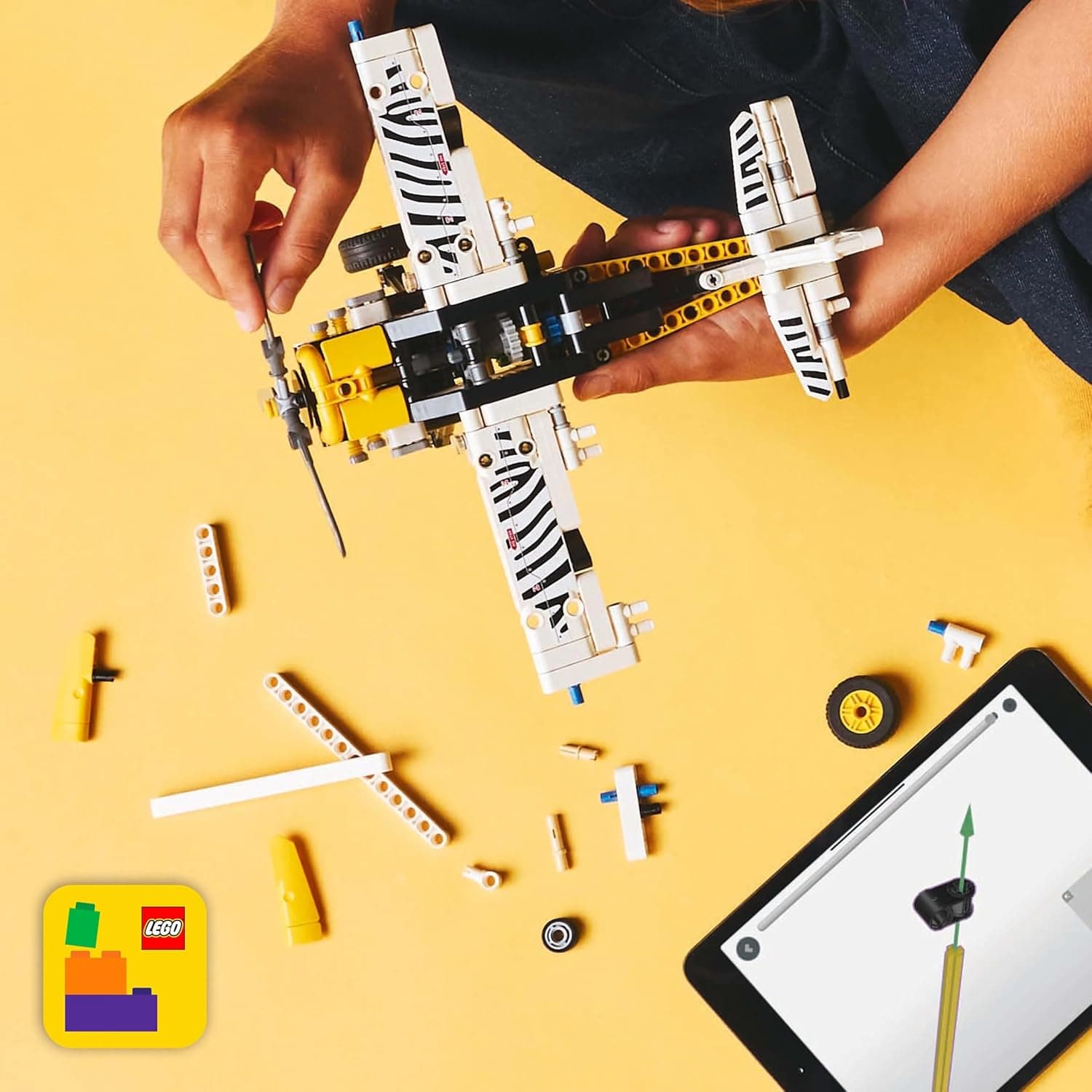 لگو Technic هواپیمای بوش مدل 42198 لگو Technic هواپیمای بوش مدل 42198