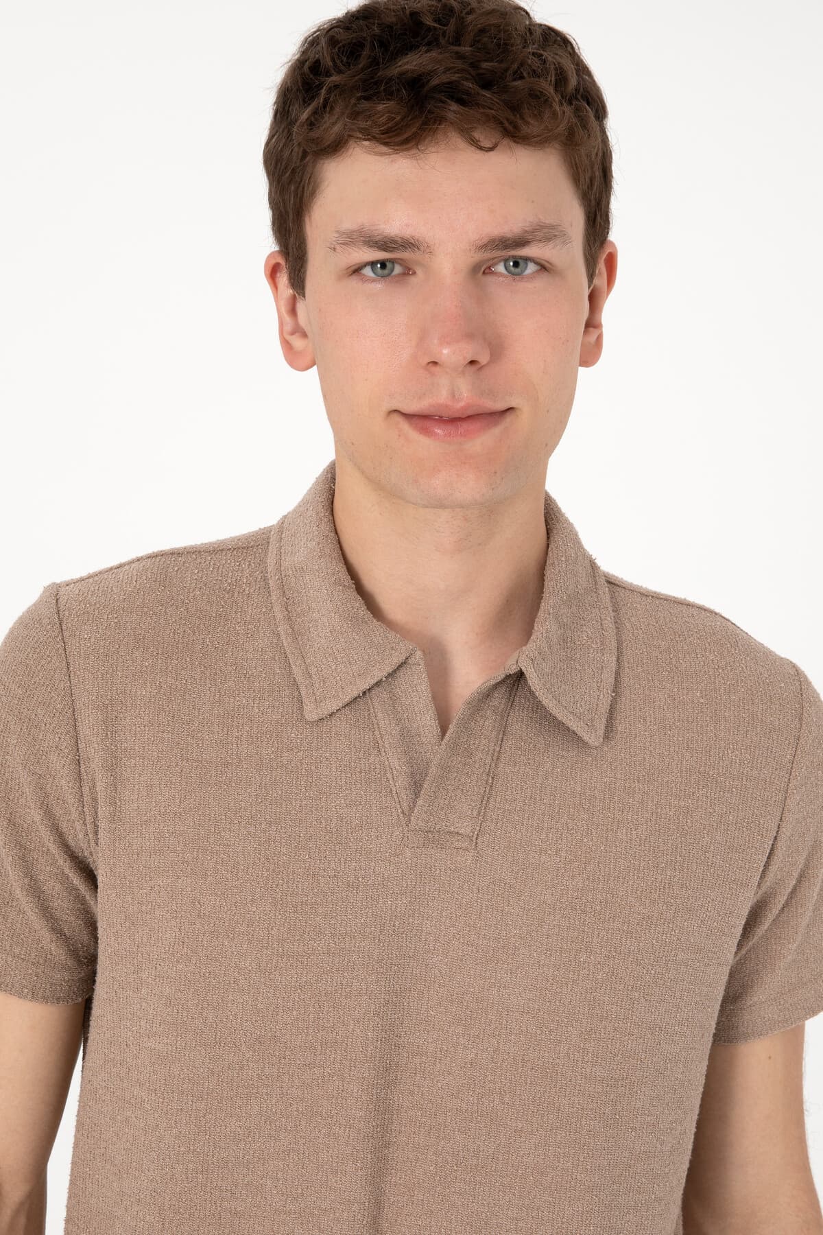 تیشرت مردانه U.S. Polo Assn. فیت معمولی شتری بافتدار مدل 50303227-VR015 تیشرت مردانه U.S. Polo Assn. فیت معمولی شتری بافتدار مدل 50303227-VR015