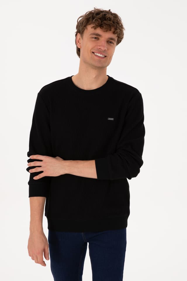 سوئیشرت مردانه U.S. Polo Assn. یقه گرد فیت معمولی بافتلانهزنبوری مشکی مدل 50316304-VR046 سوئیشرت مردانه U.S. Polo Assn. یقه گرد فیت معمولی بافتلانهزنبوری مشکی مدل 50316304-VR046