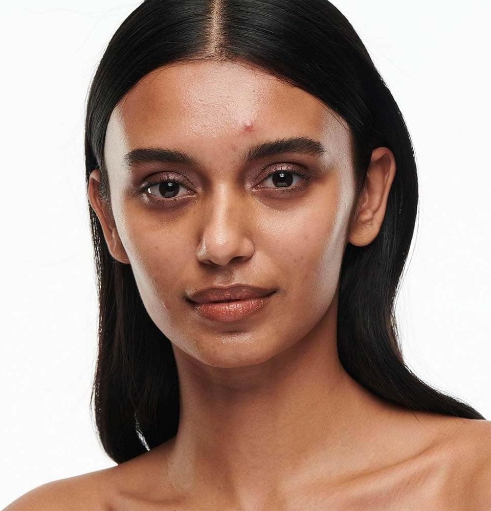 فاندیشن مایع MAC مرطوبکننده با سرم مدل Studio Radiance فاندیشن مایع MAC مرطوبکننده با سرم مدل Studio Radiance