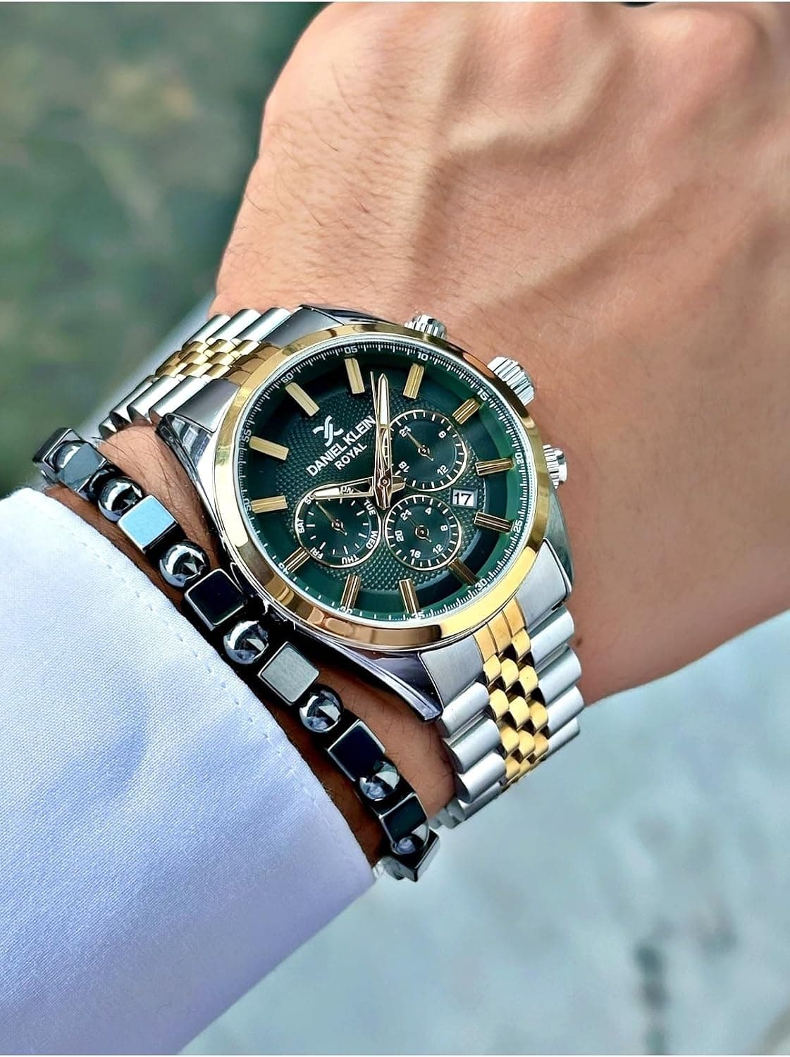 ساعت مچی مردانه Daniel Klein سری Royal کرونوگراف بند فولادی دوتونه زرد نقرهای ساعت مچی مردانه Daniel Klein سری Royal کرونوگراف بند فولادی دوتونه زرد نقرهای