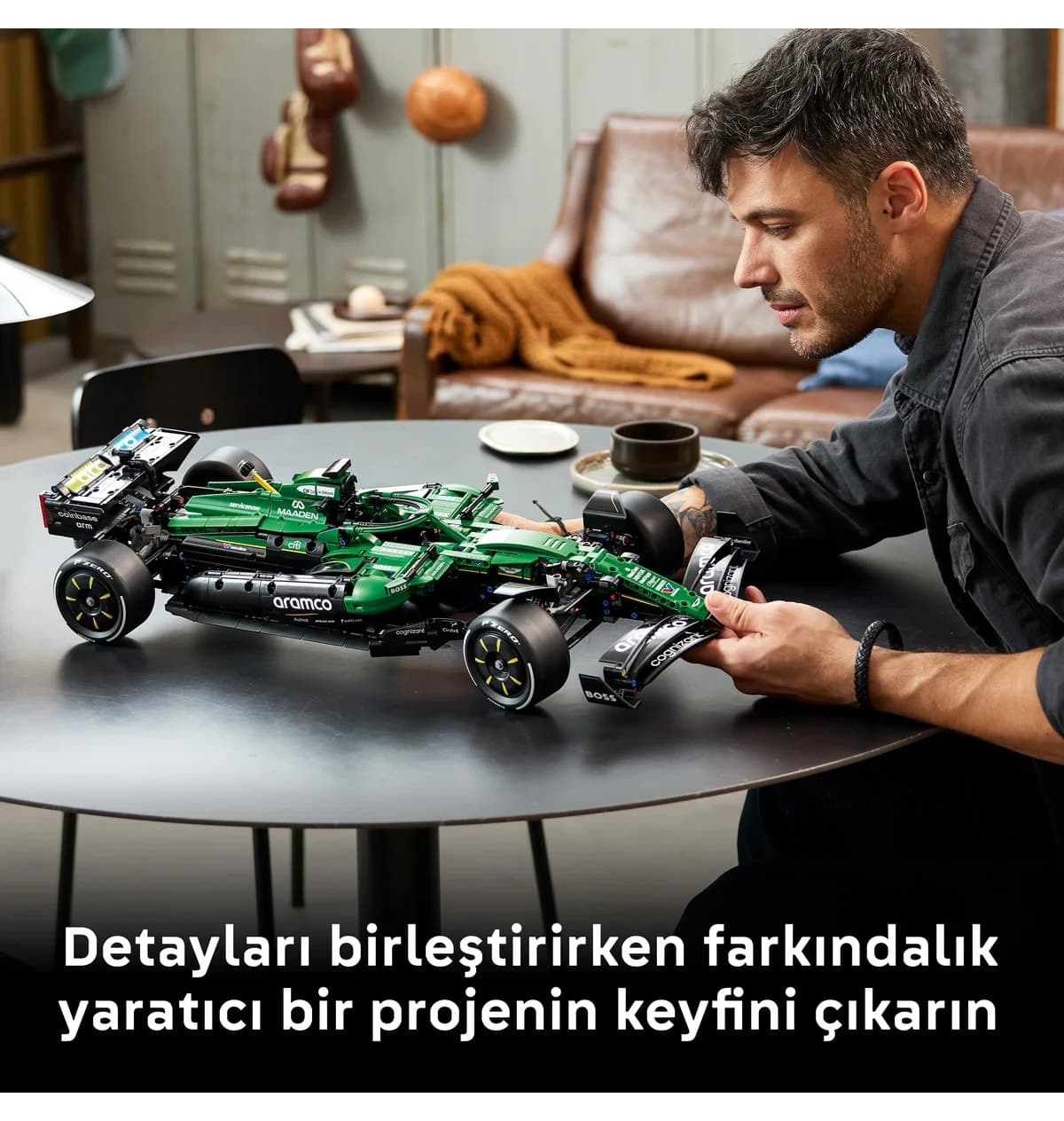 لگو 42240 Technic ماشین Aston Martin Aramco AMR25 F1 لگو 42240 Technic ماشین Aston Martin Aramco AMR25 F1