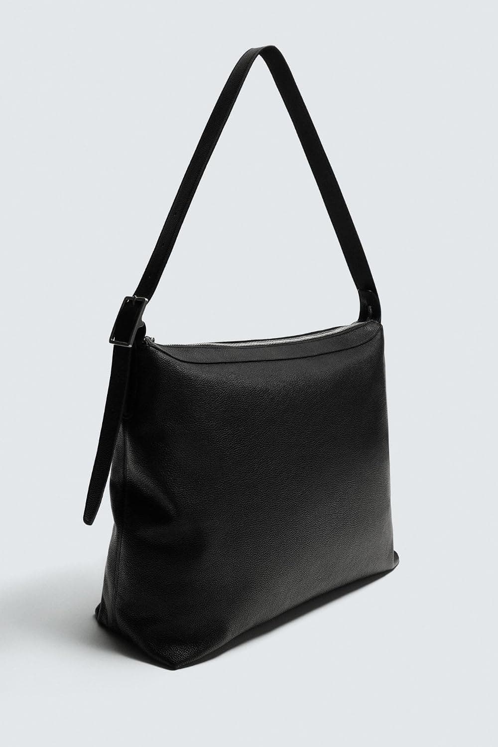 کیف Tote چرمی زنانه ZARA مشکی سایز استاندارد کیف Tote چرمی زنانه ZARA مشکی سایز استاندارد