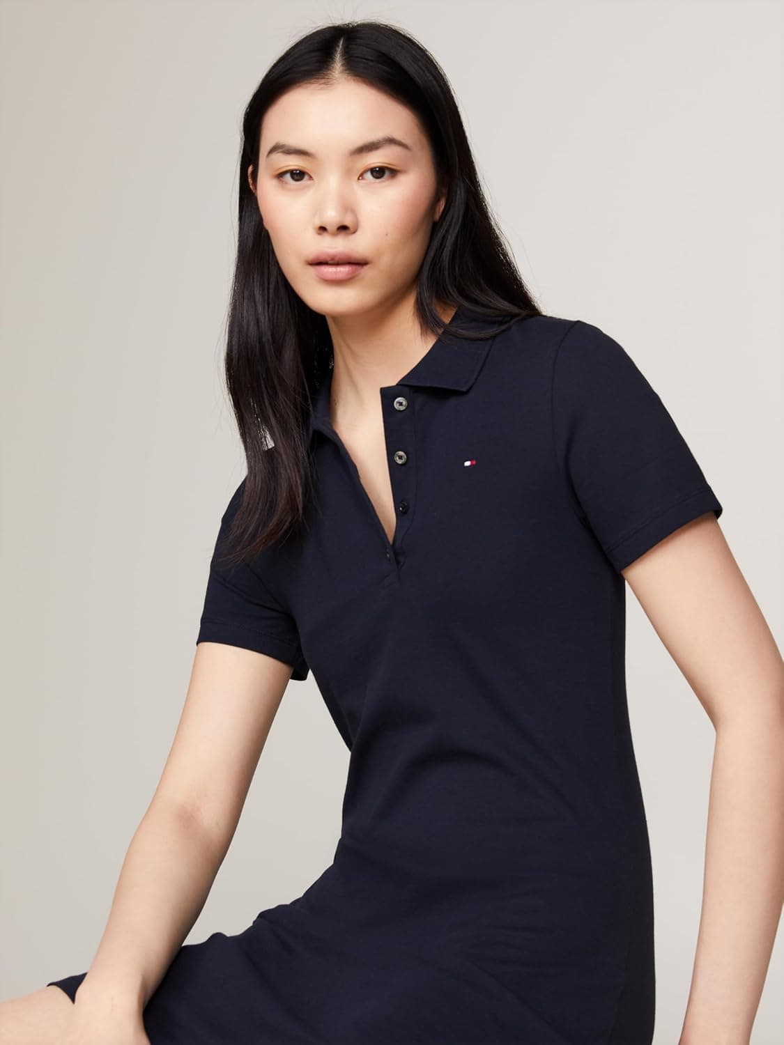 لباس زنانه Tommy Hilfiger پولو آستین کوتاه مدل 1985 Slim Pike لباس زنانه Tommy Hilfiger پولو آستین کوتاه مدل 1985 Slim Pike
