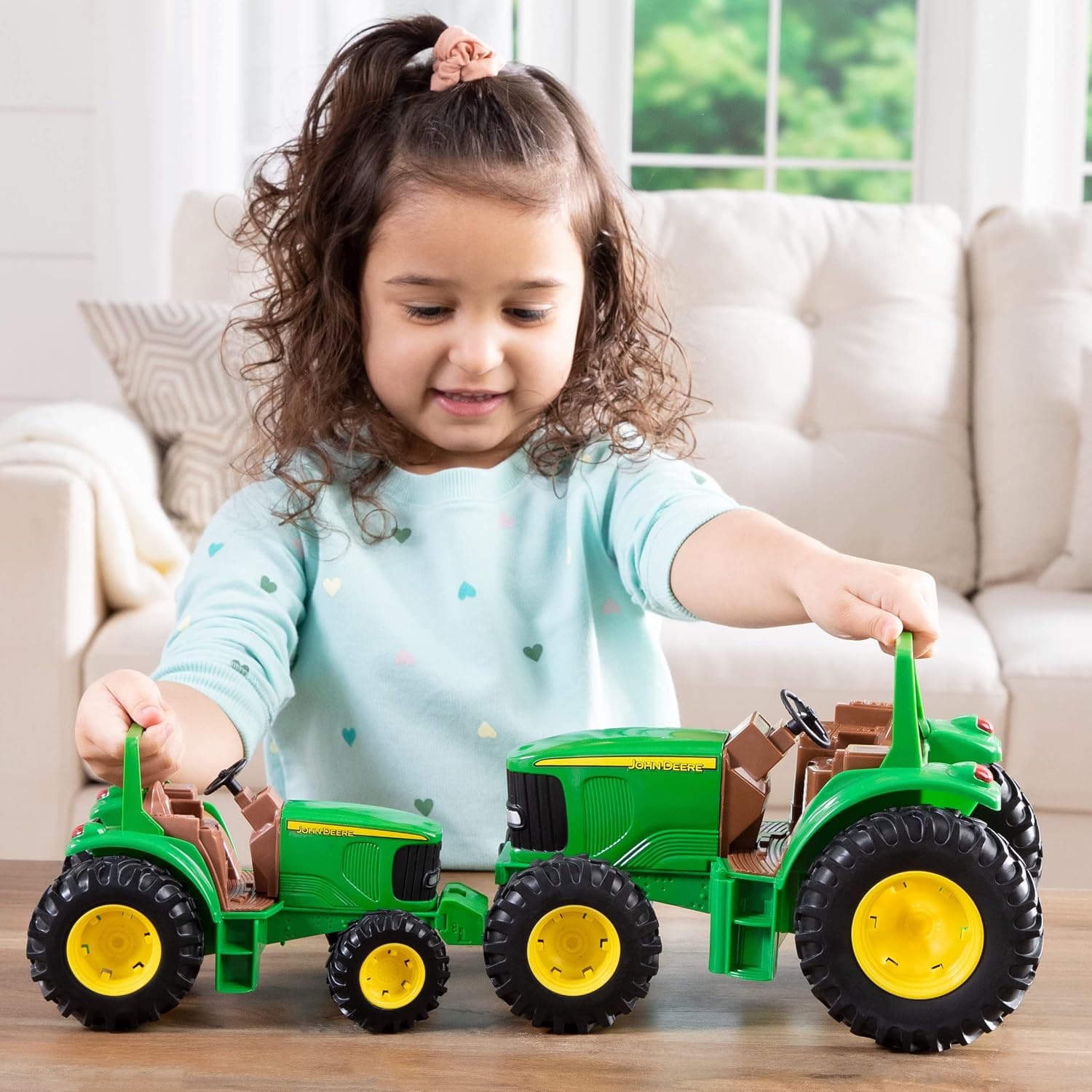 تراکتور محکم John Deere Ertl مدل 27,9 cm تراکتور محکم John Deere Ertl مدل 27,9 cm