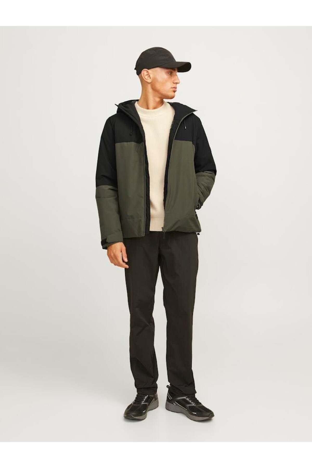 کاپشن مردانه Jack & Jones مدل 12260486 کاپشن مردانه Jack & Jones مدل 12260486
