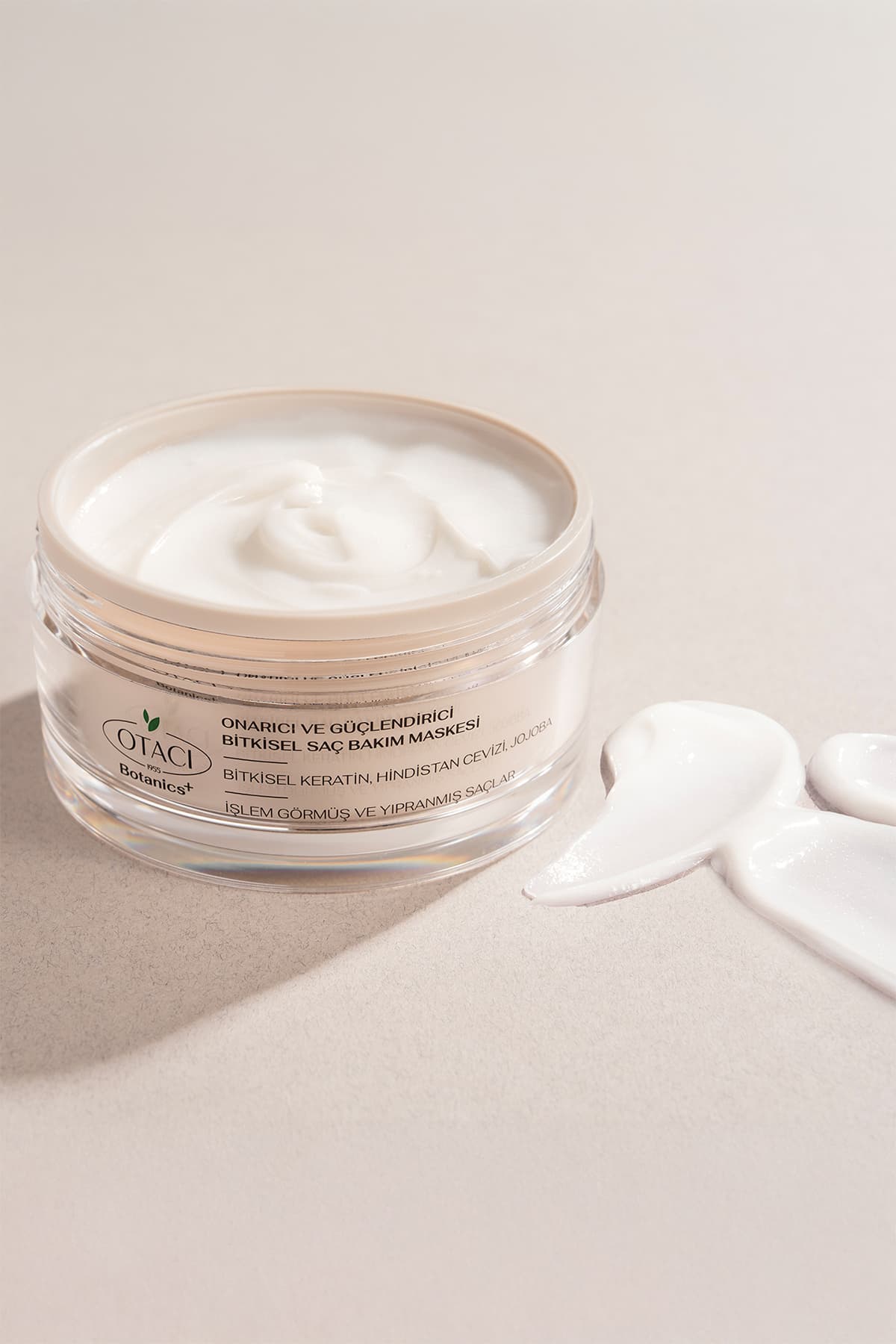 ماسک مراقبت از موی گیاهی برای موهای تحت درمان و آسیبدیده Otacı ترمیمکننده و تقویتکننده ماسک مراقبت از موی گیاهی برای موهای تحت درمان و آسیبدیده Otacı ترمیمکننده و تقویتکننده