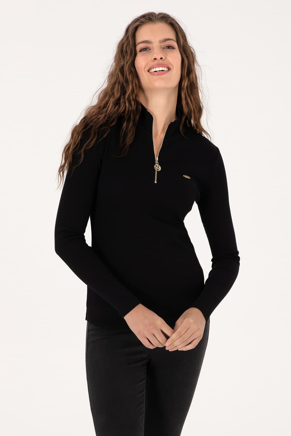 سویشرت زنانه U.S. Polo Assn. مشکی یقه ایستاده زیپدار مدل 50313564-VR046 سویشرت زنانه U.S. Polo Assn. مشکی یقه ایستاده زیپدار مدل 50313564-VR046