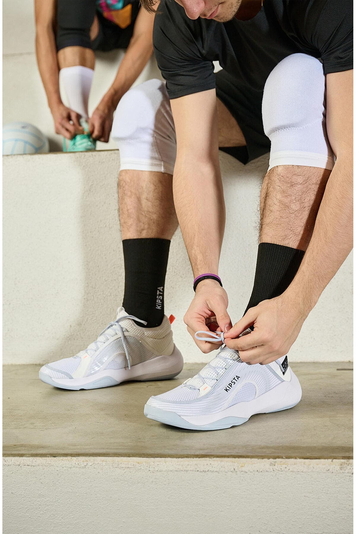 کفش والیبال Decathlon سفید Allsix مدل Stability 500 کفش والیبال Decathlon سفید Allsix مدل Stability 500