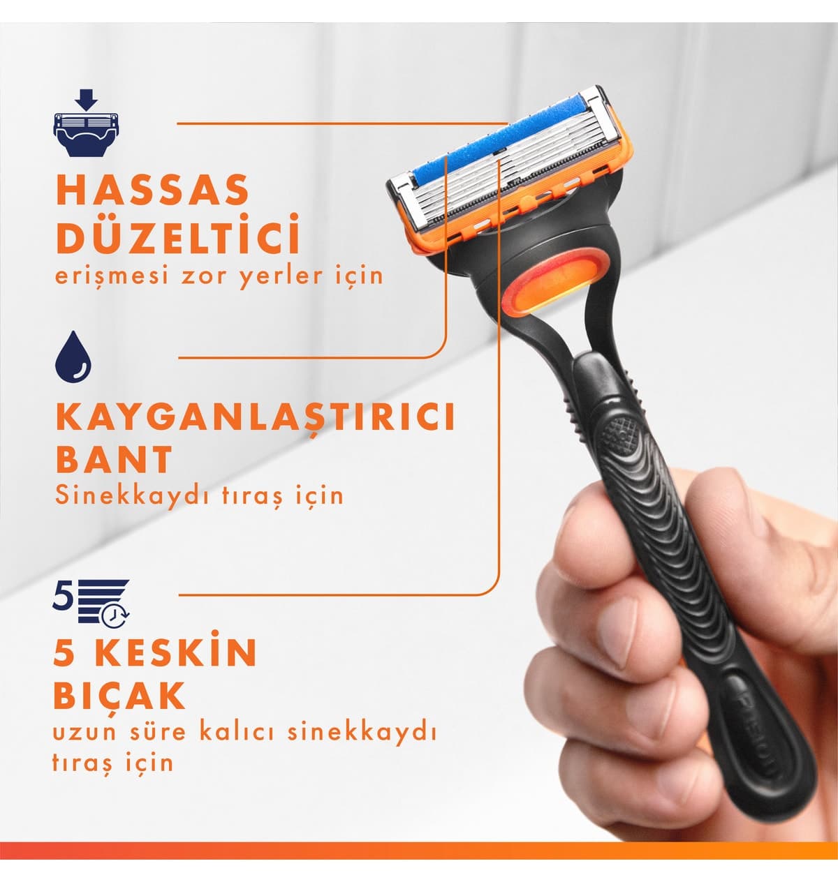 خودتراش Gillette مدل Fusion بههمراه 2 تیغ یدک خودتراش Gillette مدل Fusion بههمراه 2 تیغ یدک