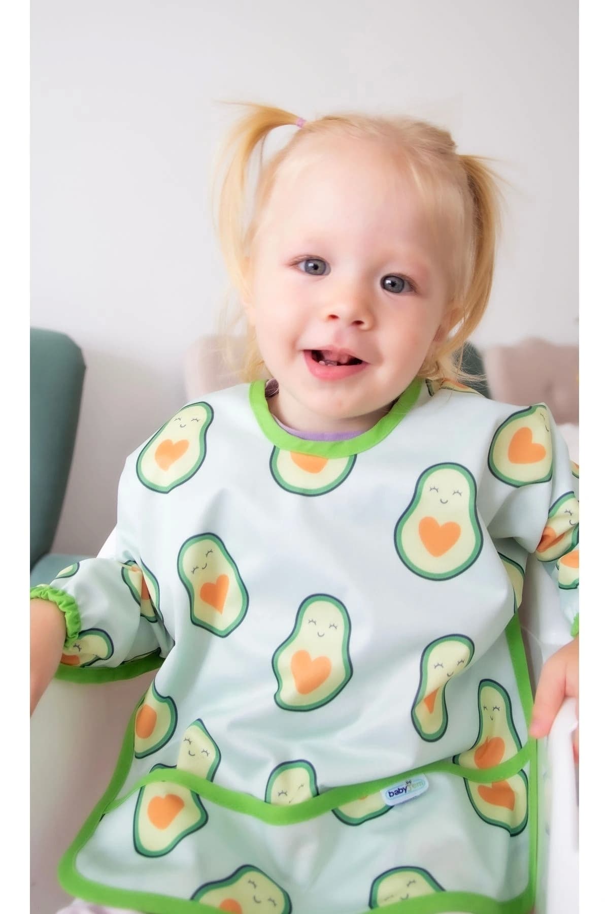 پیشبند آستیندار Babyjem چاپی طرح آووکادو BLW پیشبند آستیندار Babyjem چاپی طرح آووکادو BLW