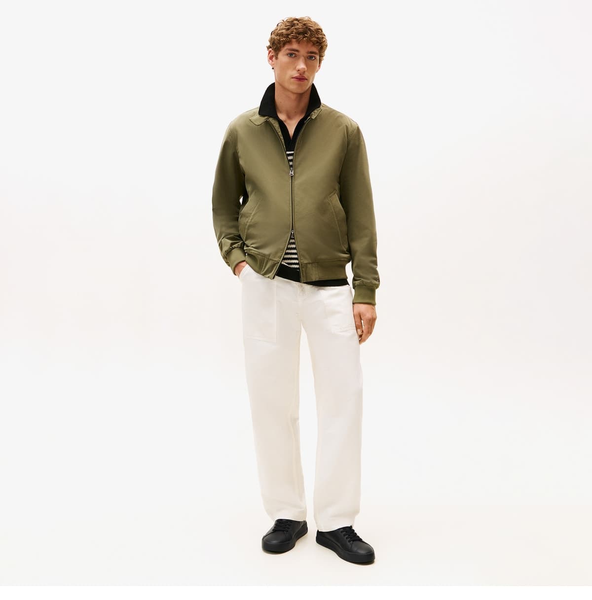 کفش اسنیکر مردانه Tommy Hilfiger مدل FM0FM053670GJ کفش اسنیکر مردانه Tommy Hilfiger مدل FM0FM053670GJ
