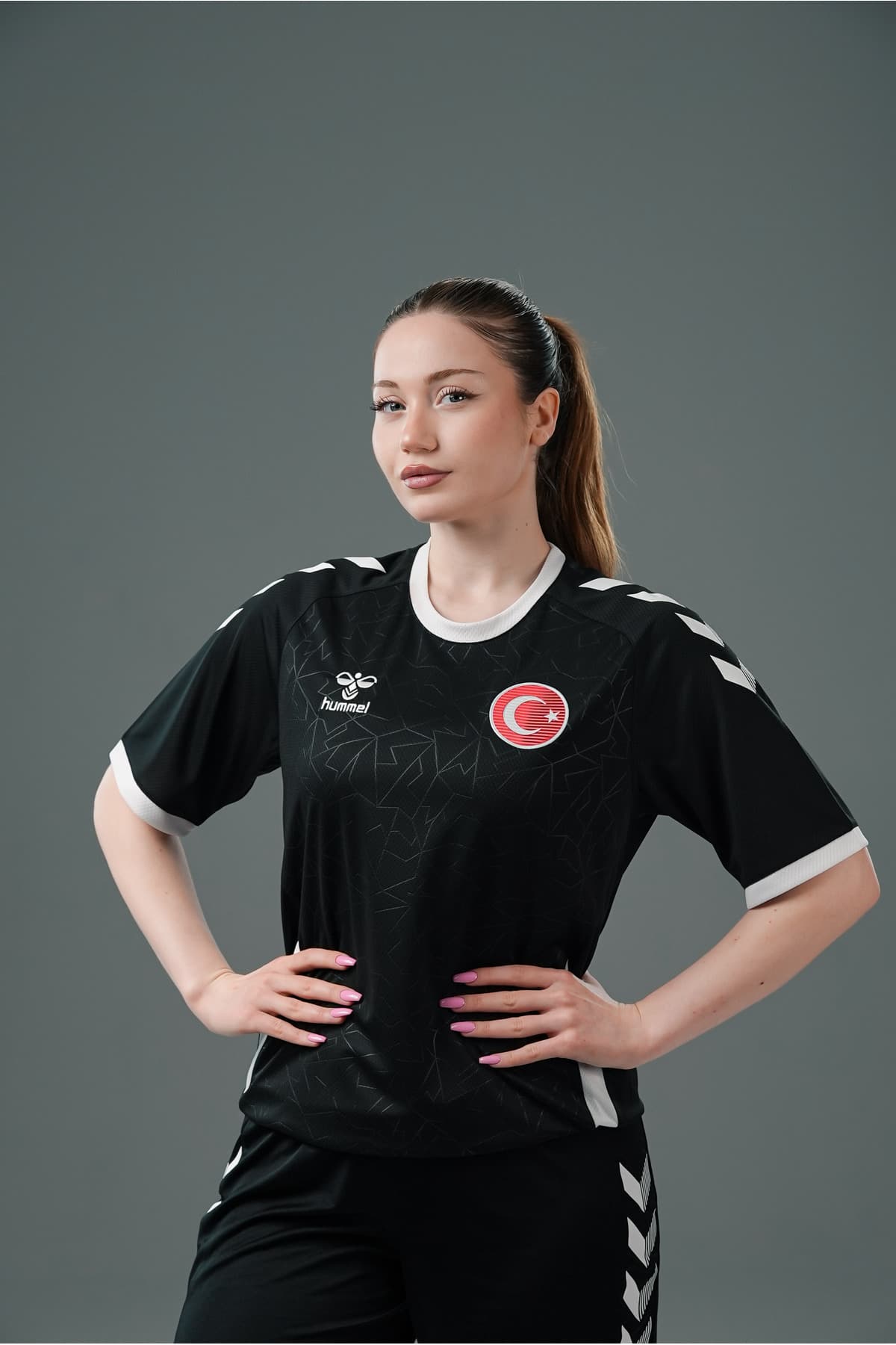 تیشرت تمرینی مردانه hummel تیم ملی Dream مشکی تیشرت تمرینی مردانه hummel تیم ملی Dream مشکی