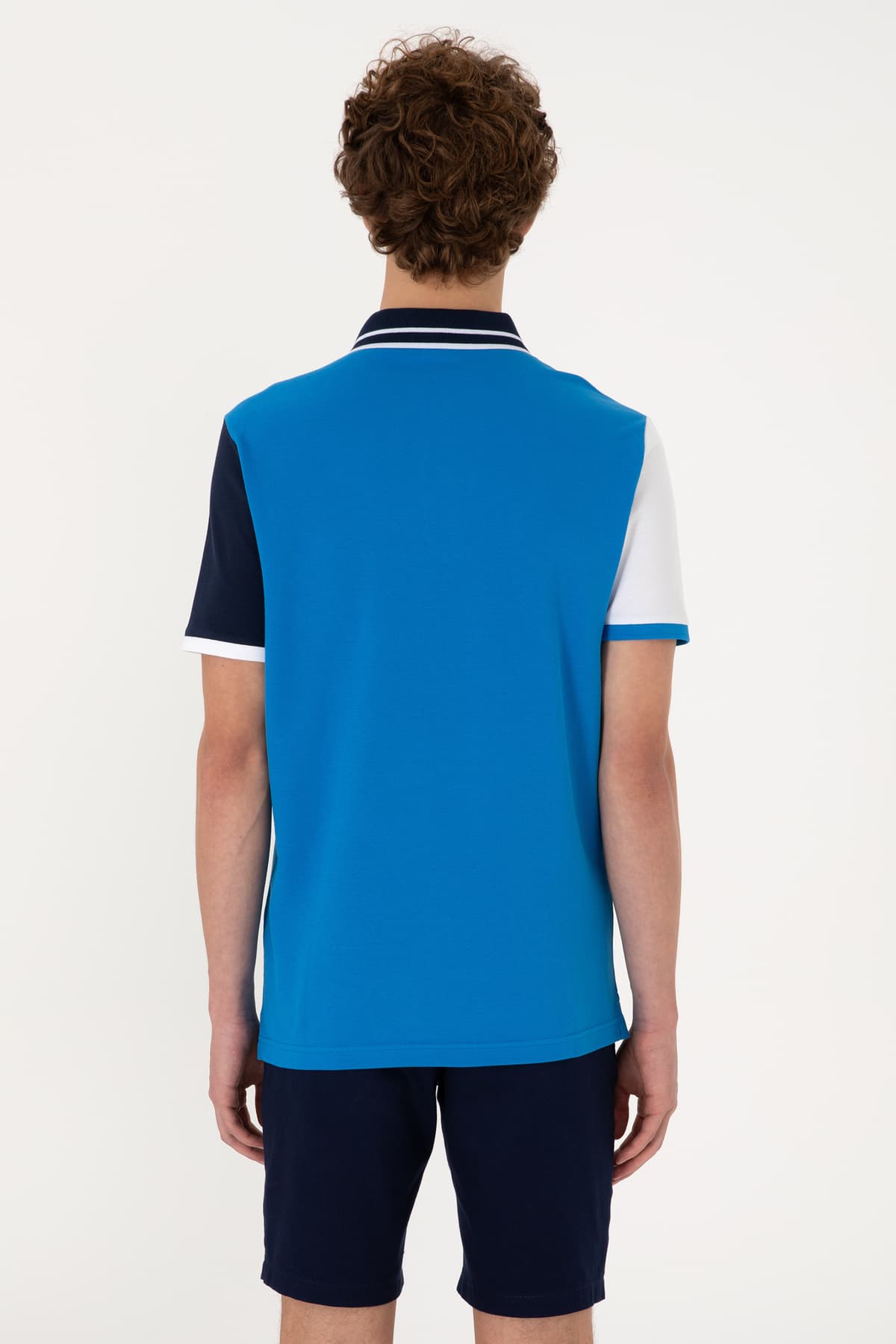 تیشرت مردانه U.S. Polo Assn. یقه پولو فیت معمولی آبی کبالت مدل 50299803-VR077 تیشرت مردانه U.S. Polo Assn. یقه پولو فیت معمولی آبی کبالت مدل 50299803-VR077