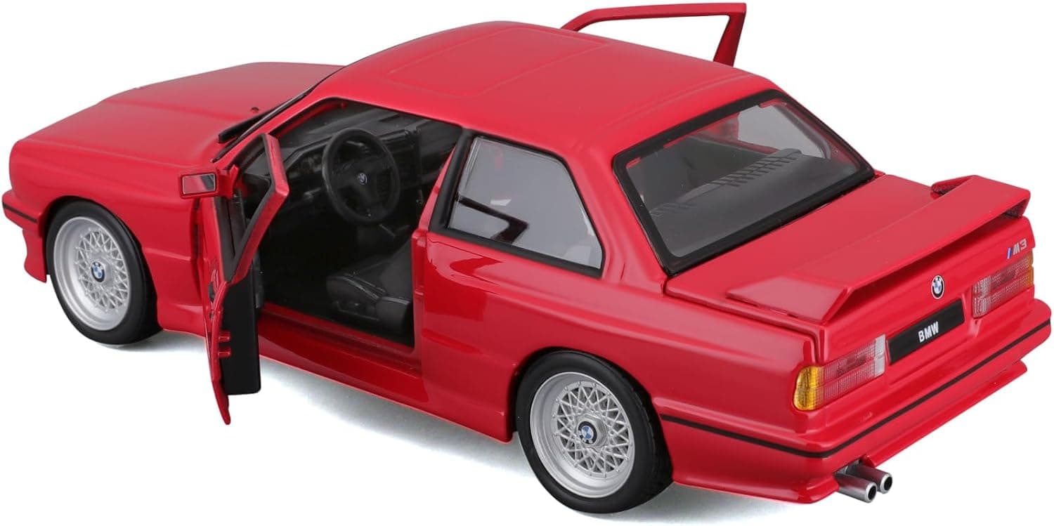 ماکت کلکسیونی Bburago با پایه مدل BMW M3 (E30) 1988 ماکت کلکسیونی Bburago با پایه مدل BMW M3 (E30) 1988