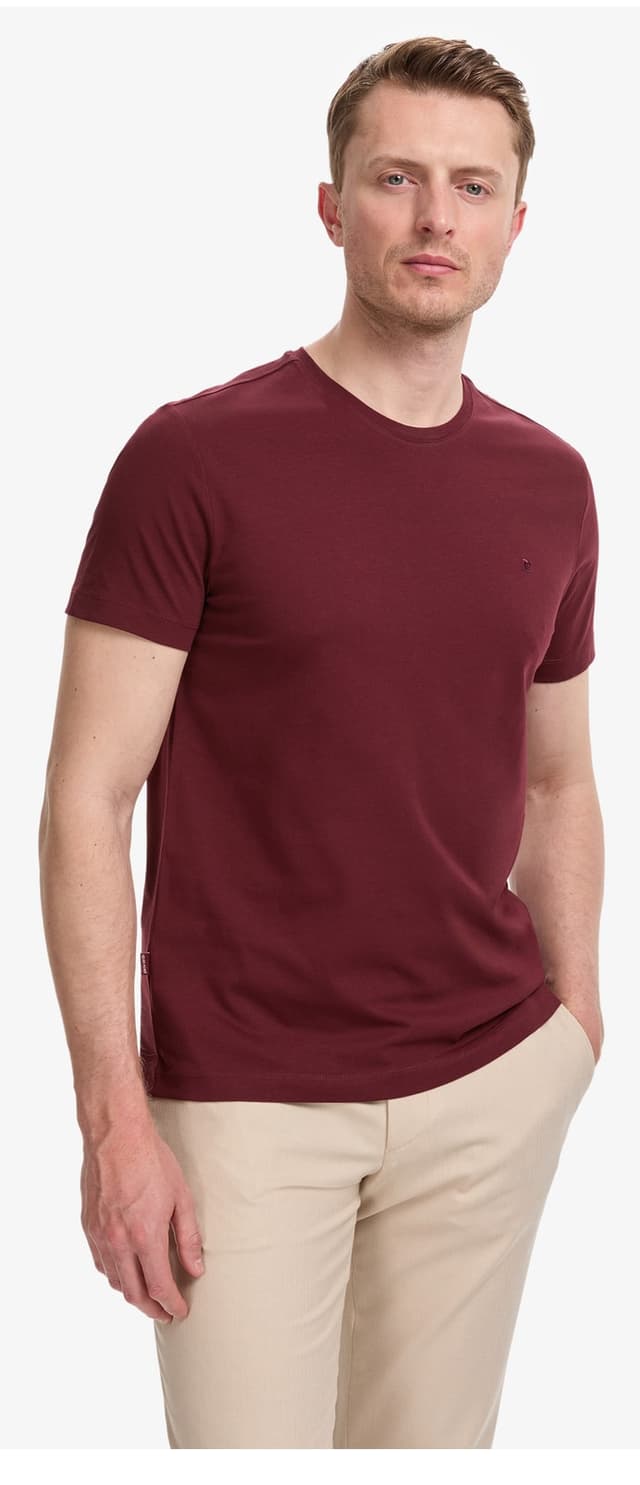 تیشرت مردانه Pierre Cardin اسلیم فیت پنبه %100 یقه گرد زرشکی مدل 50325307-VR014 تیشرت مردانه Pierre Cardin اسلیم فیت پنبه %100 یقه گرد زرشکی مدل 50325307-VR014