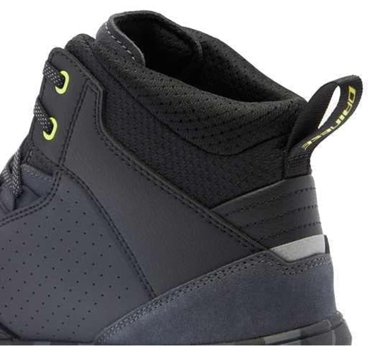 کفش موتورسواری مردانه Dainese ضدآب مدل Suburb D-WP مشکی کاموفلاژ زرد اسیدی کفش موتورسواری مردانه Dainese ضدآب مدل Suburb D-WP مشکی کاموفلاژ زرد اسیدی