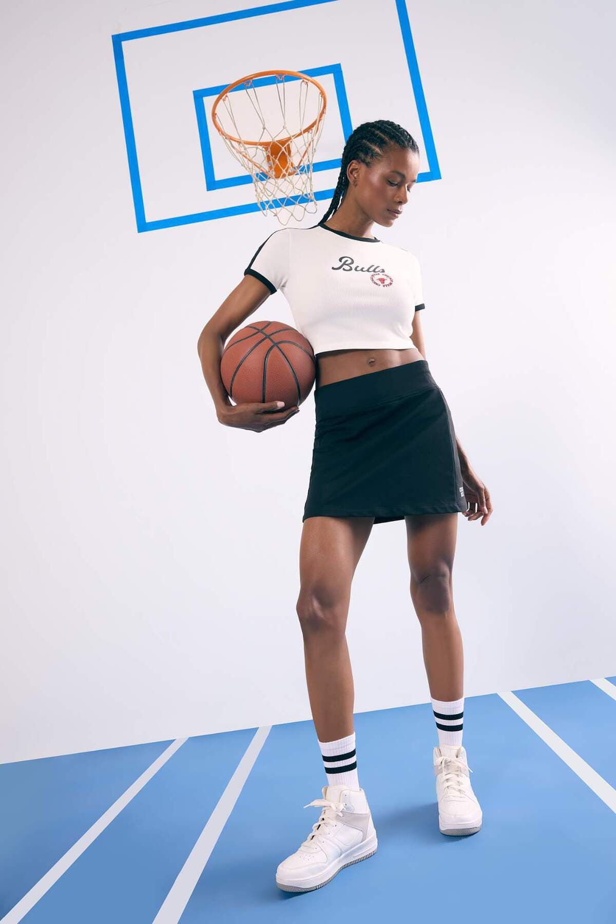 تیشرت زنانه Defacto NBA Chicago Bulls اسلیم یقهگرد آستینکوتاه مدل E2362AX تیشرت زنانه Defacto NBA Chicago Bulls اسلیم یقهگرد آستینکوتاه مدل E2362AX
