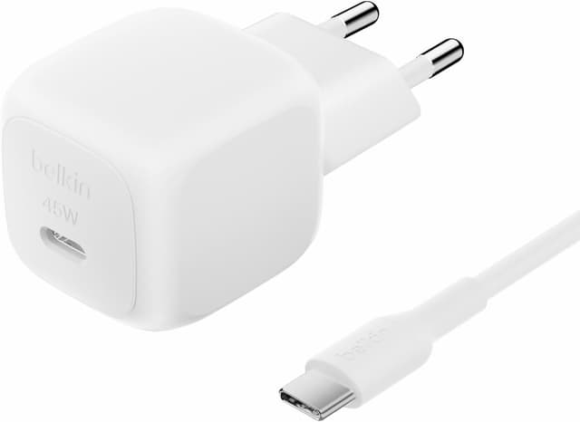 شارژر دیواری Belkin کامپکت 45 وات به همراه کابل USB-C سفید شارژر دیواری Belkin کامپکت 45 وات به همراه کابل USB-C سفید