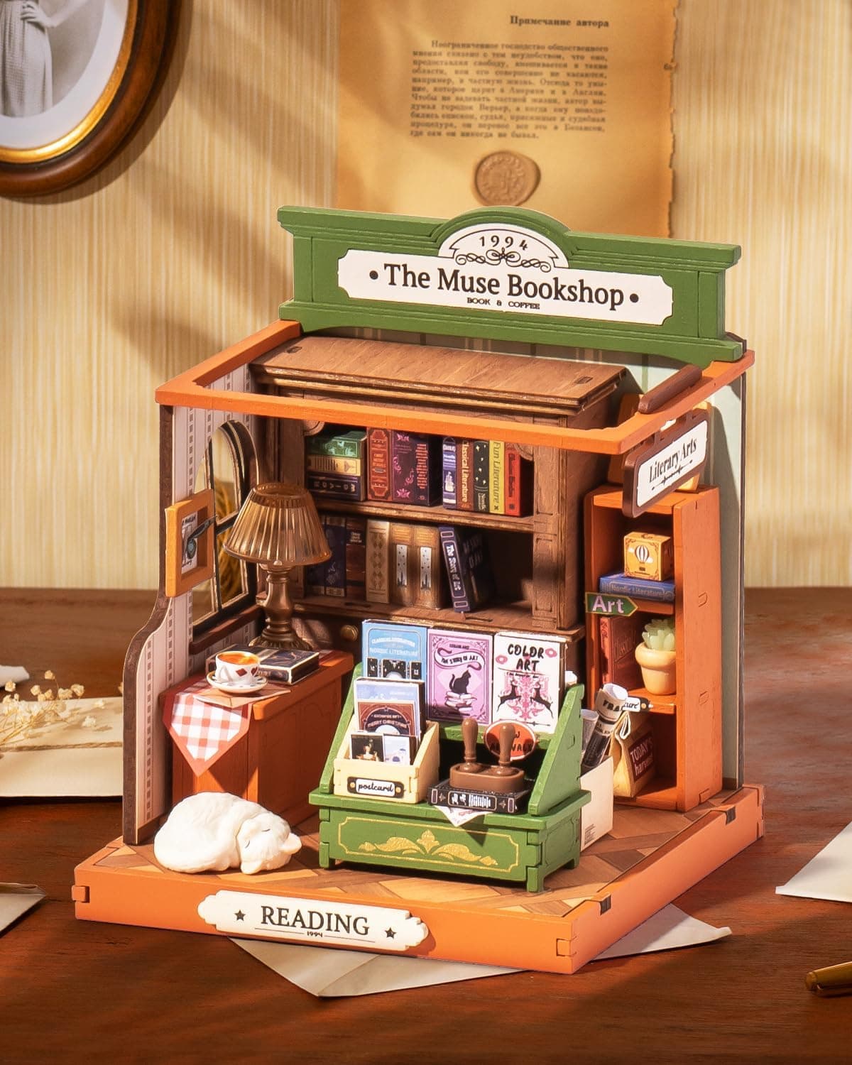 کیت ساخت ماکت مینیاتوری کتابفروشی Rolife مدل The Muse Bookshop کیت ساخت ماکت مینیاتوری کتابفروشی Rolife مدل The Muse Bookshop