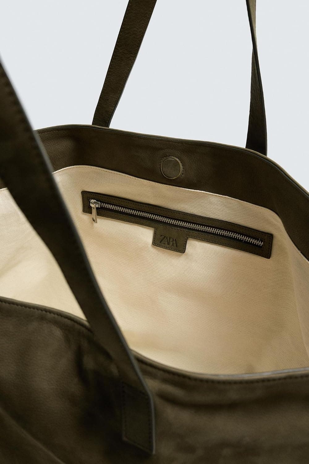 کیف توت زنانه Zara چرمی سبز خاکی سایز استاندارد کیف توت زنانه Zara چرمی سبز خاکی سایز استاندارد
