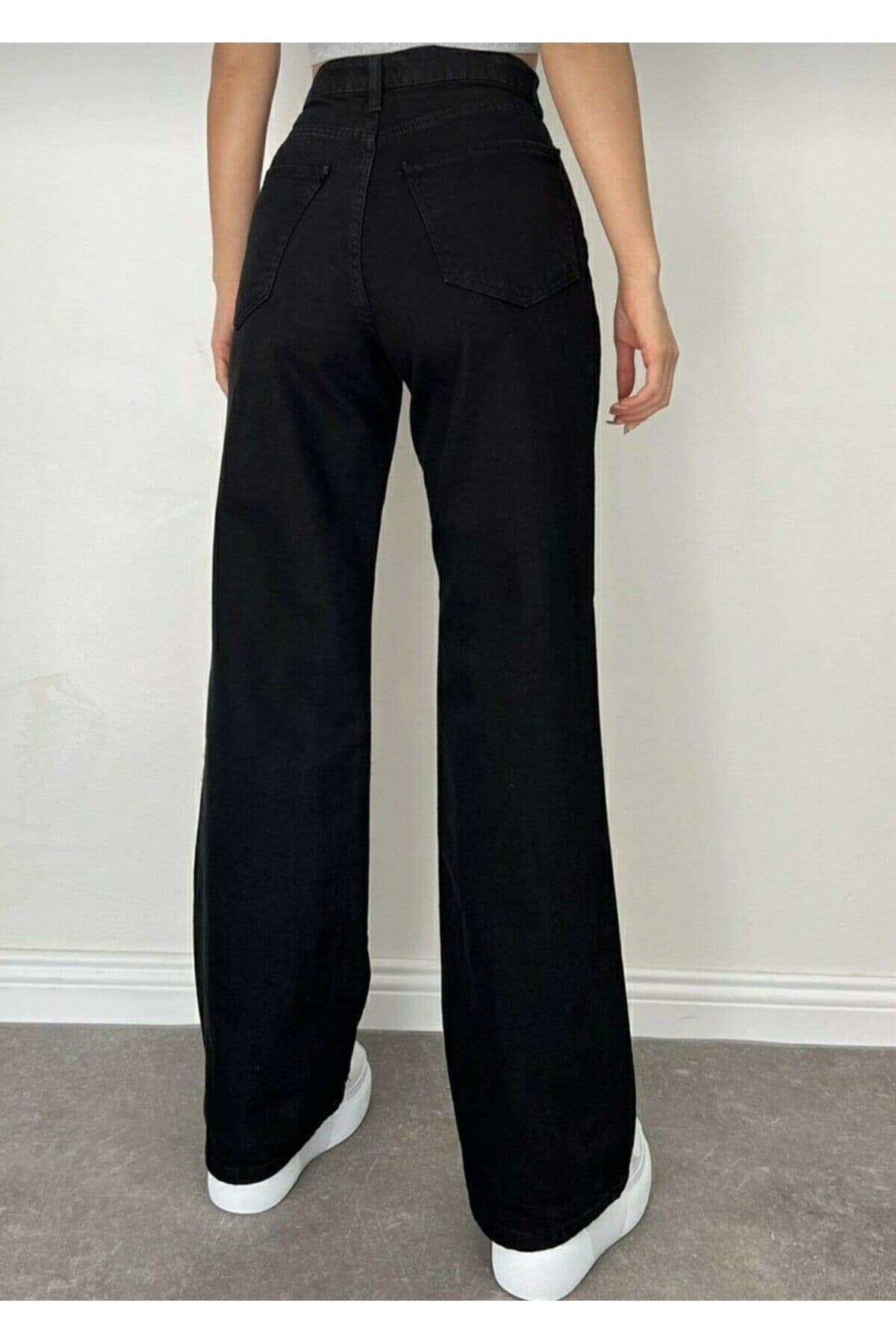 شلوار جین زنانه MAKRAS EXCLUSIVE مشکی فاقبلند لاکرا پاچهگشاد مدل Julia Jeans شلوار جین زنانه MAKRAS EXCLUSIVE مشکی فاقبلند لاکرا پاچهگشاد مدل Julia Jeans