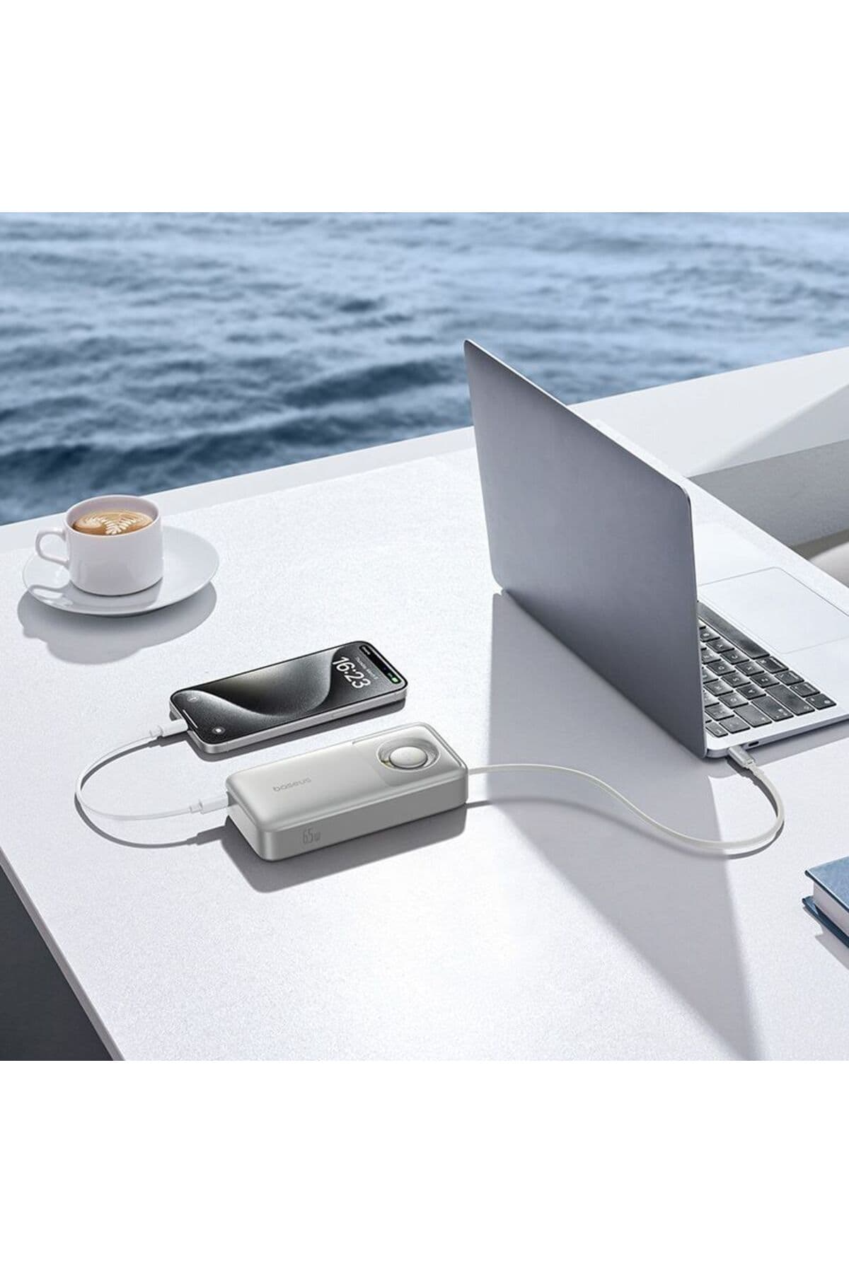 پاوربانک Baseus با کابل Type-C داخلی، شارژ سریع 65W و نمایشگر دیجیتال خاکستری مدل FREE2PULL 20000MAH پاوربانک Baseus با کابل Type-C داخلی، شارژ سریع 65W و نمایشگر دیجیتال خاکستری مدل FREE2PULL 20000MAH