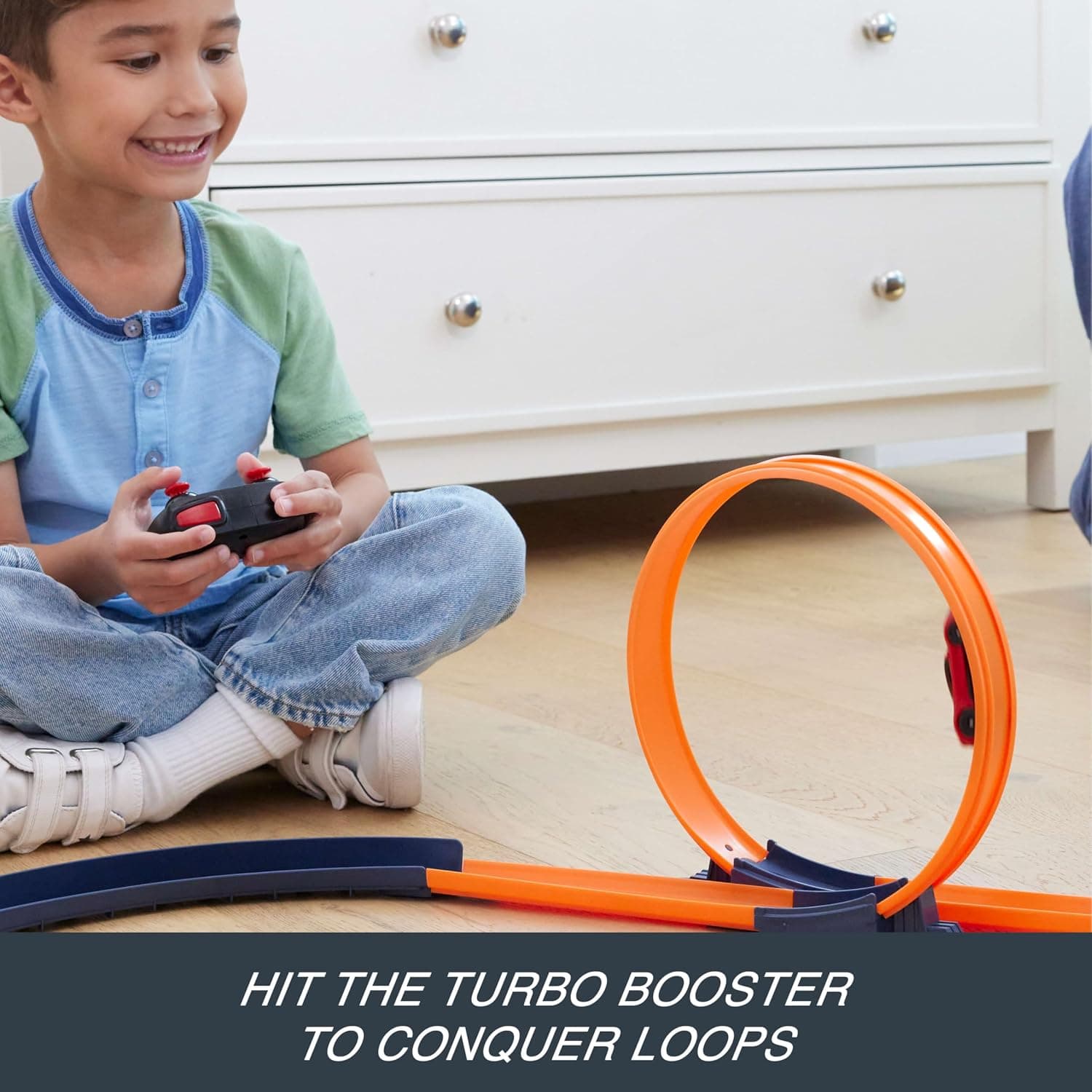 ماشین کنترلی Hot Wheels مقیاس 1:64 Ferrari SF90 مدل JGD09 ماشین کنترلی Hot Wheels مقیاس 1:64 Ferrari SF90 مدل JGD09