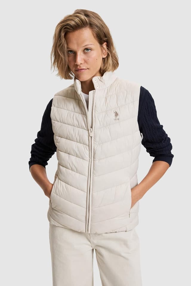 جلیقه زنانه U.S. POLO ASSN مشکی یقه ایستاده زیپدار جیبدار مدل 50328169 VR046 جلیقه زنانه U.S. POLO ASSN مشکی یقه ایستاده زیپدار جیبدار مدل 50328169 VR046